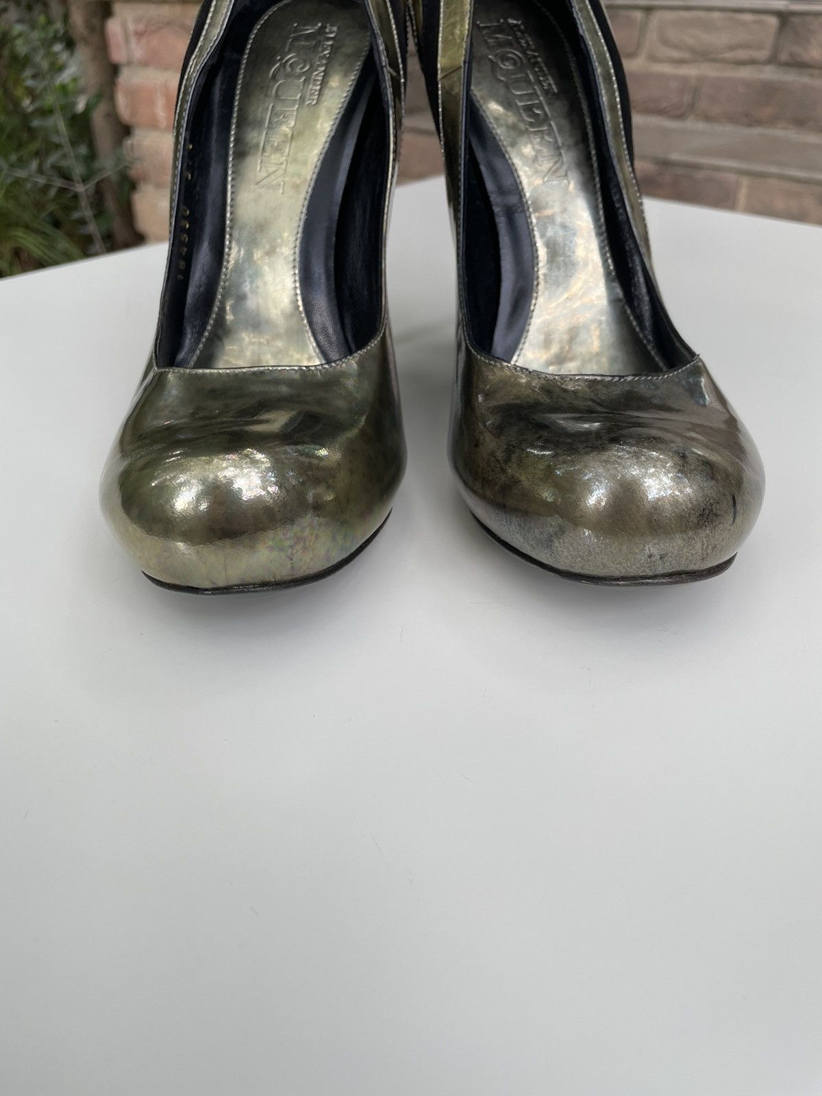 Alexander McQueen Ultra rare iconic runway Alexander McQueen heels Size US 7.5 / IT 37.5 - 7 Thumbnail