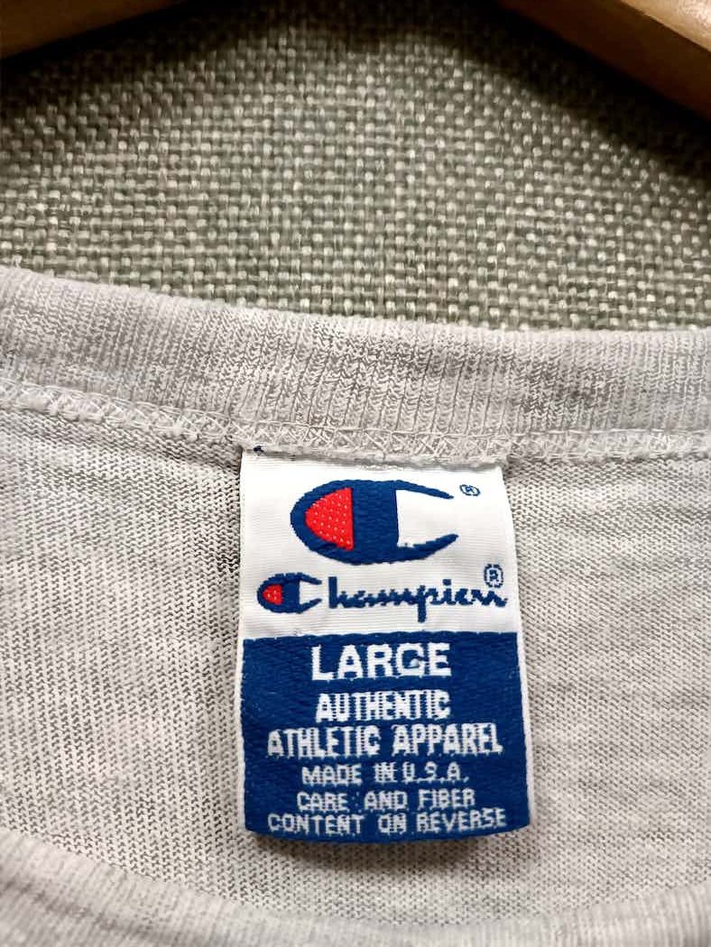 Champion vintage 90s sleeveless champion chicago bulls Size US L / EU 52-54 / 3 - 5 Thumbnail