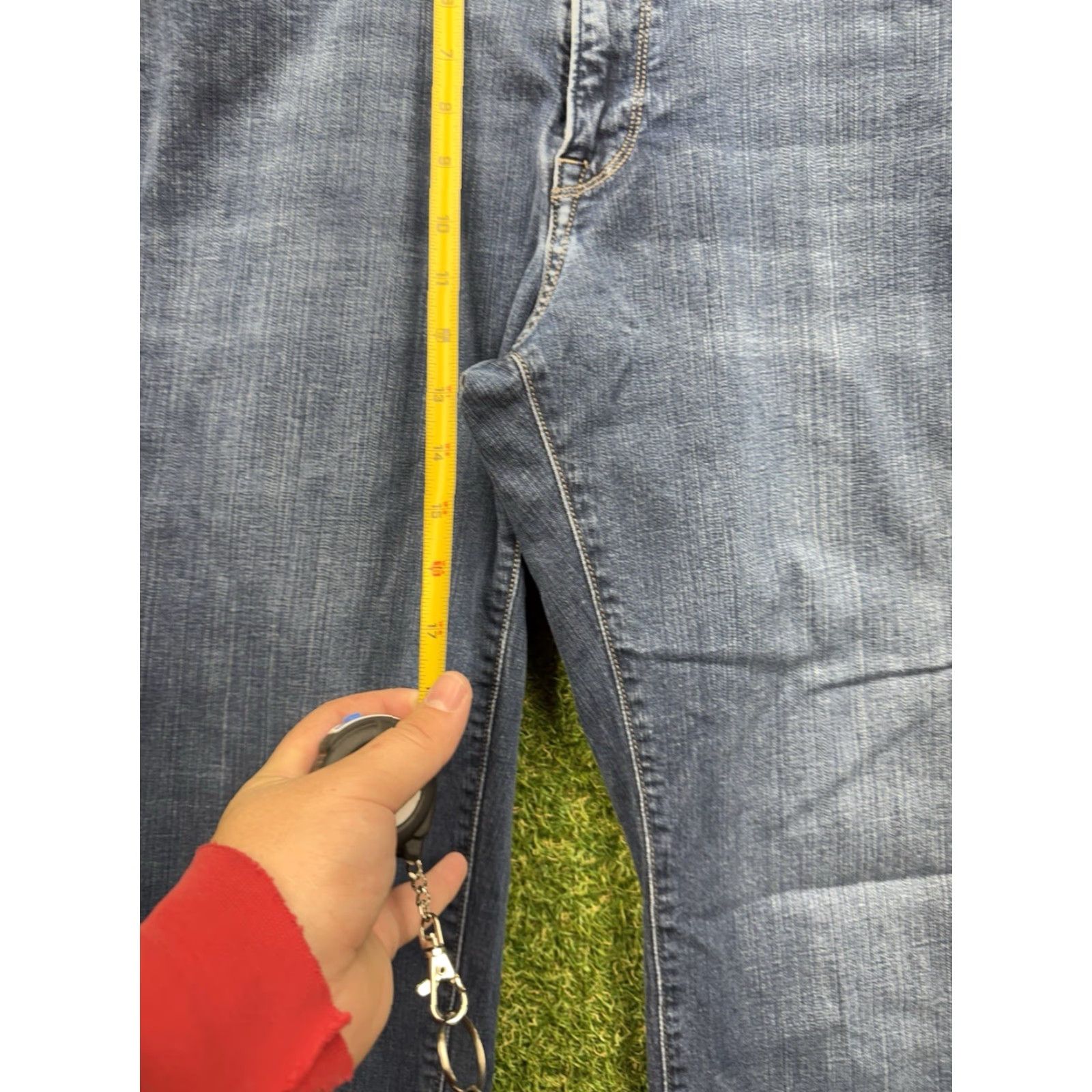 Vintage 34 Heritage Jeans Mens 34 Heritage Charisma Denim Jeans Blue Classic Comfort Rise 5-Pocket Zip Button Regular Inseam 32 Casual Wear Mens Jeans Size US 35 - 7 Thumbnail