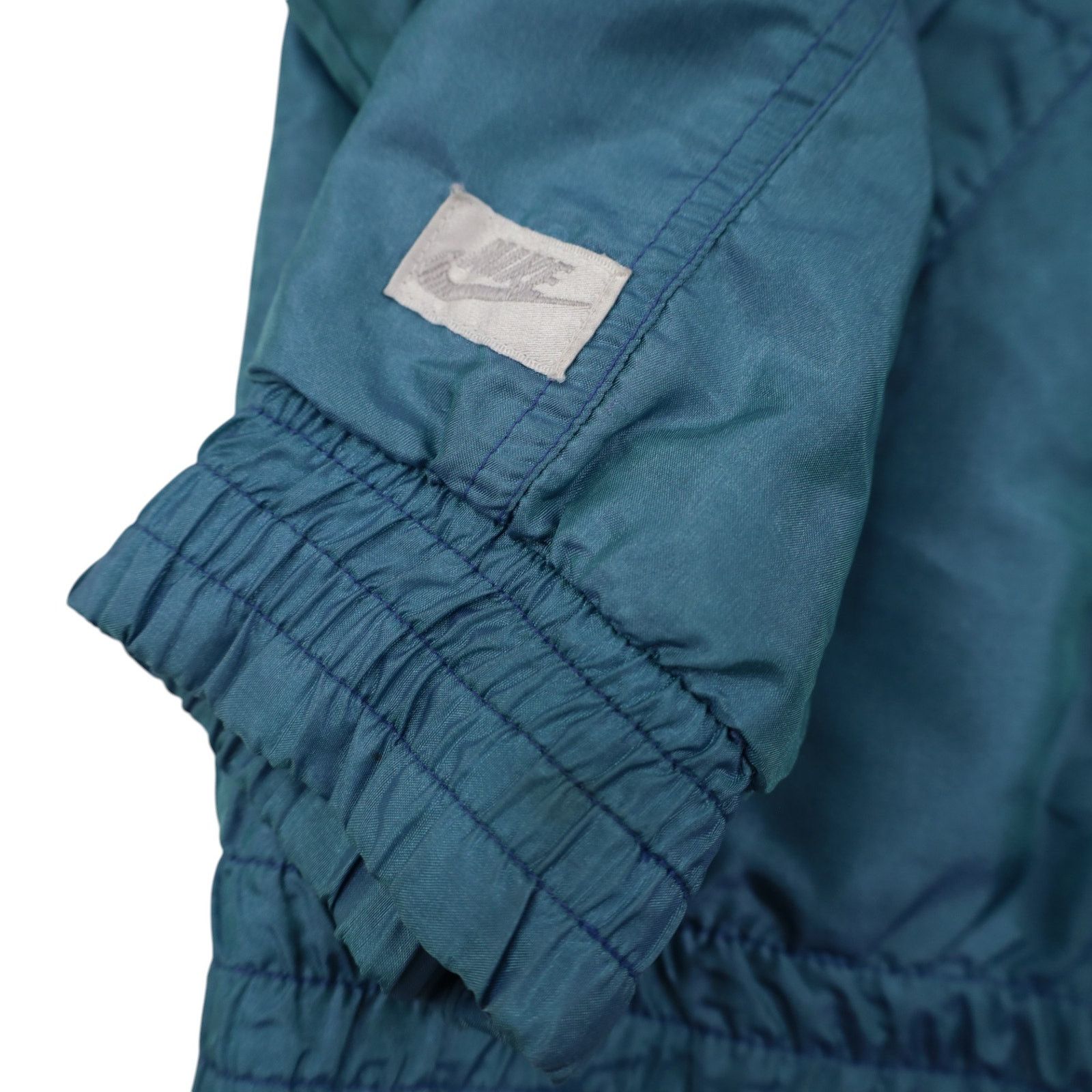 Nike Vintage 90s Nike Iridescent Windbreaker Jacket Size US M / EU 48-50 / 2 - 4 Thumbnail