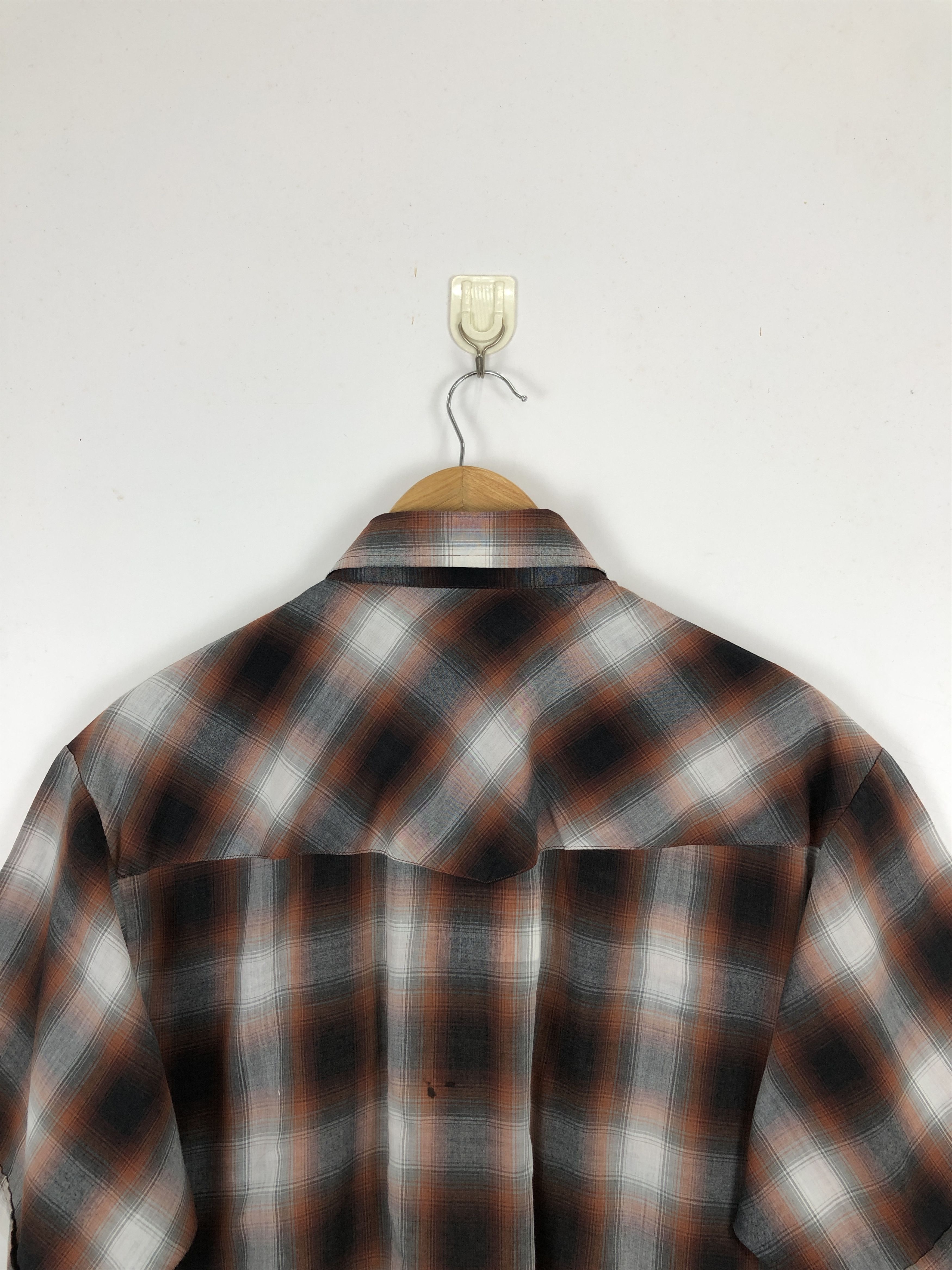 Japanese Brand × Vintage Vintage Japanese Brand Shadow Plaid Button Up Shirt TA0482 Size US L / EU 52-54 / 3 - 4 Thumbnail