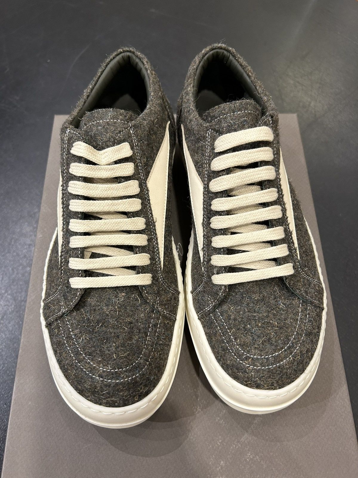 Rick Owens Rick Owens Wool Vintage Low Sneaker Size US 8 / EU 41 - 4 Thumbnail