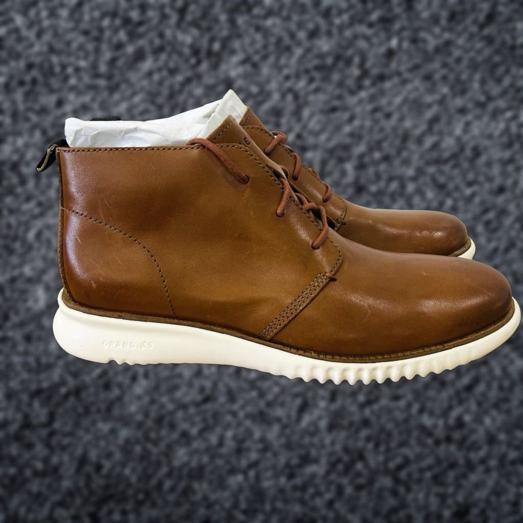 Cole Haan 2.Zerogrand Chukka Boots Men display picture 1