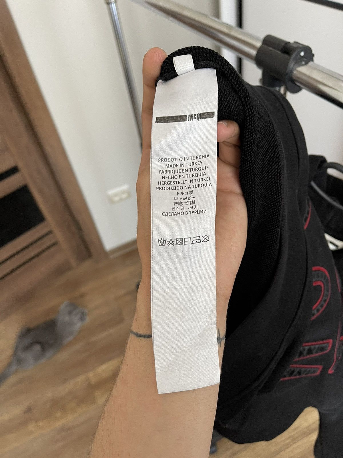 Alexander McQueen Alexander McQueen Hoodie Pullover Big Logo MCQ Size US M / EU 48-50 / 2 - 8 Thumbnail