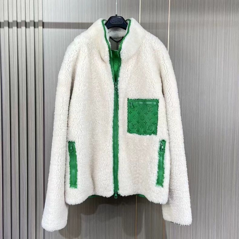 Louis Vuitton LOUIS VUITTON Old-print embossed fur one-piece jacket 2504- Size US L / EU 52-54 / 3 - 1 Thumbnail