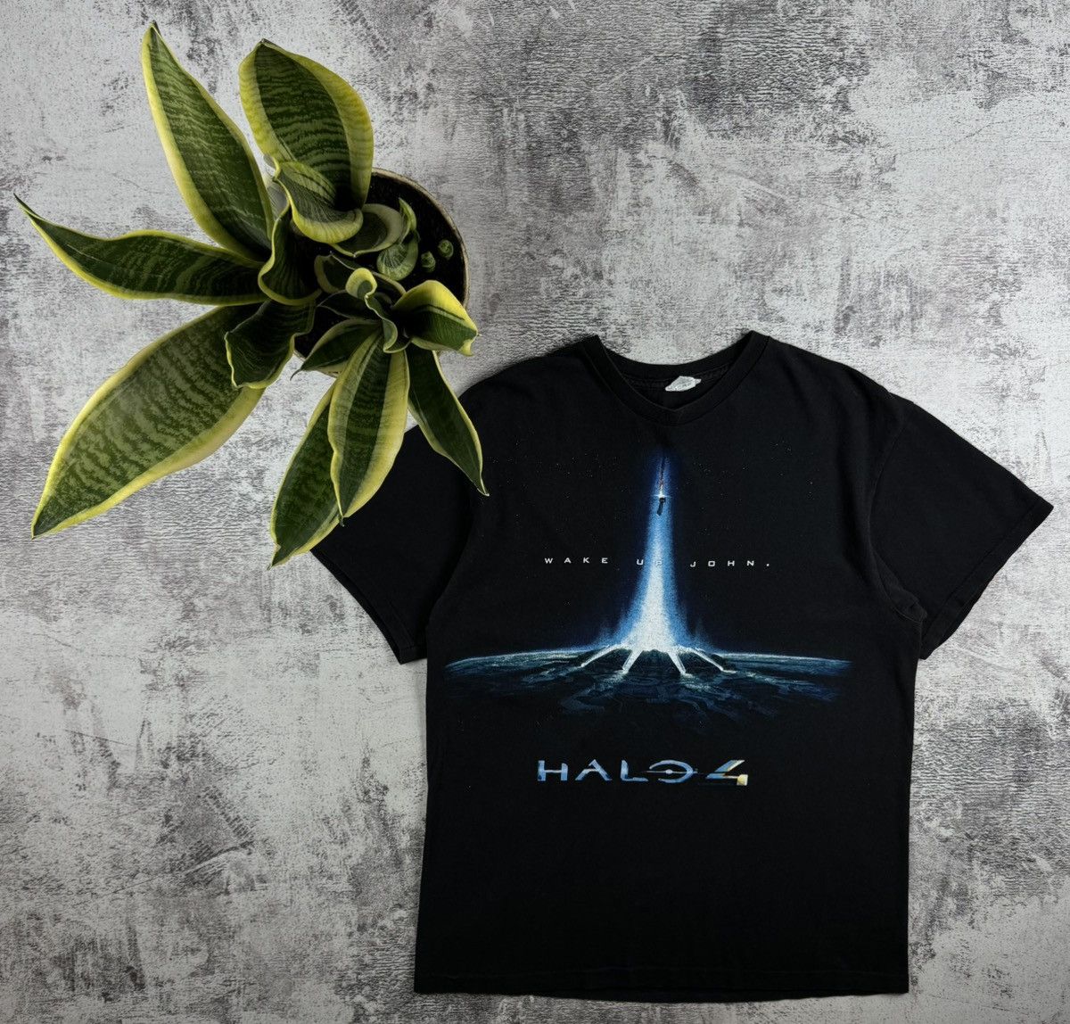 Microsoft Halo 4 Video Vintage 2012 Microsoft Game Film Movie Cartoon Merch T Shirt Tee Size US L / EU 52-54 / 3 - 1 Thumbnail