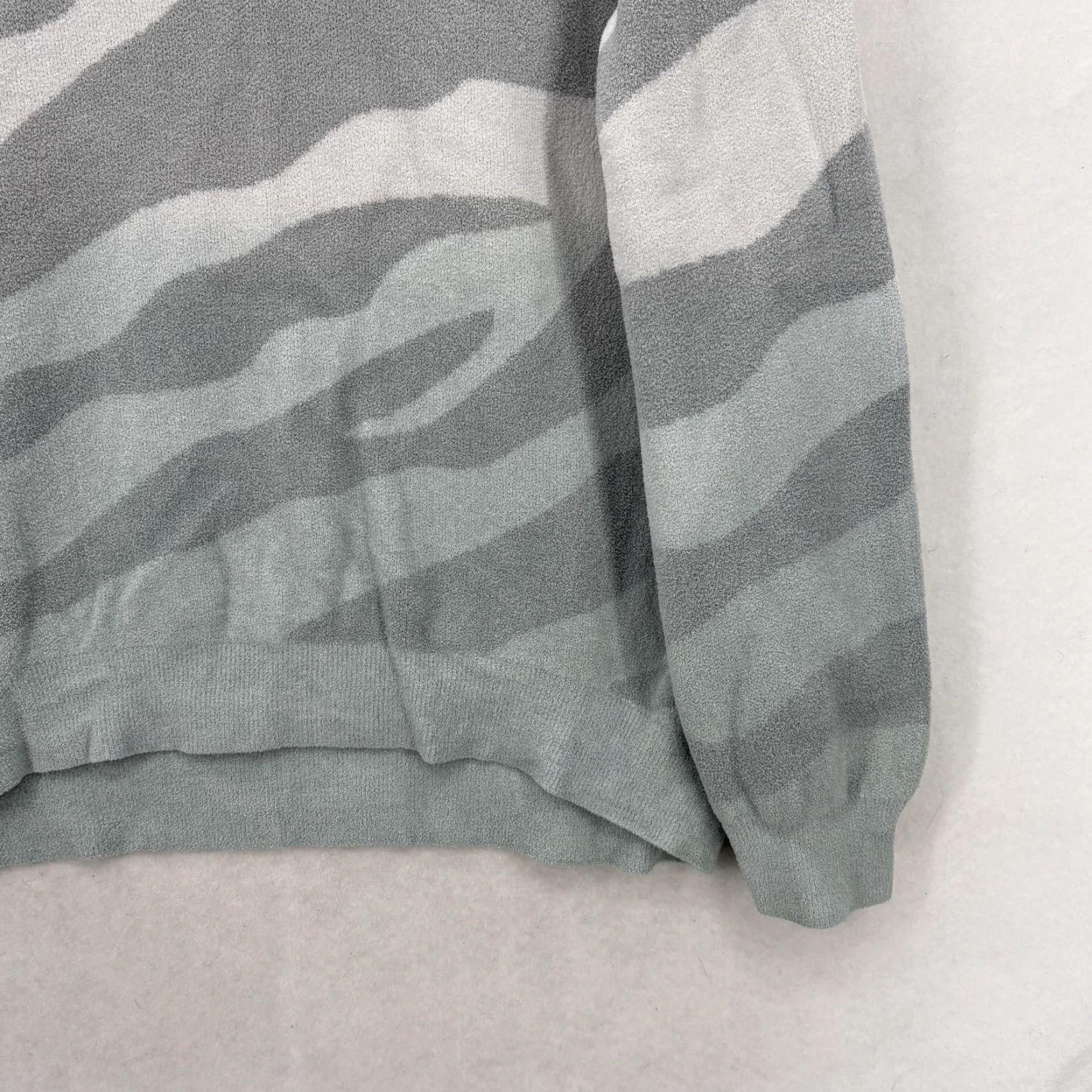Vintage Barefoot Dreams Sweater Womens Large Gray Cozychic Ultra Lite Animal Pullover Size L / US 10 / IT 46 - 3 Thumbnail