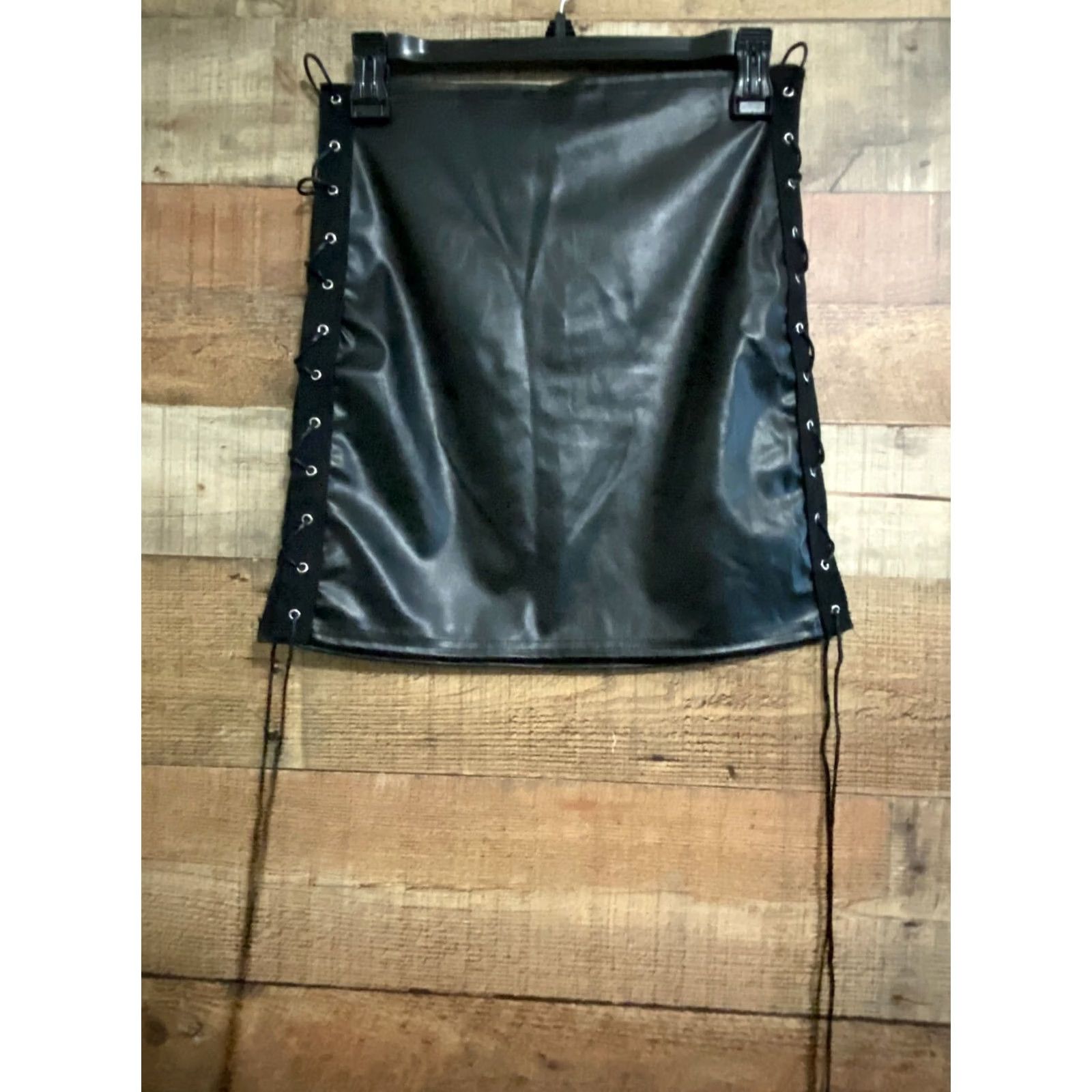 PrettyLittleThing VINTAGE PrettyLittleThing Womens Size 4 Faux Leather Lace Up Mini Skirt Size 27" / US 4 / IT 40 - 3 Thumbnail