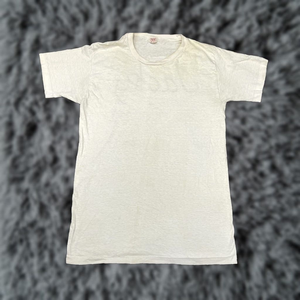 Vintage VINTAGE B.V.D. Brand T-Shirt Mens Short Sleeve White 70s Velva Sheen Logo Wide 70s College School USA Shirt XS-XL Size US S / EU 44-46 / 1 - 1 Thumbnail