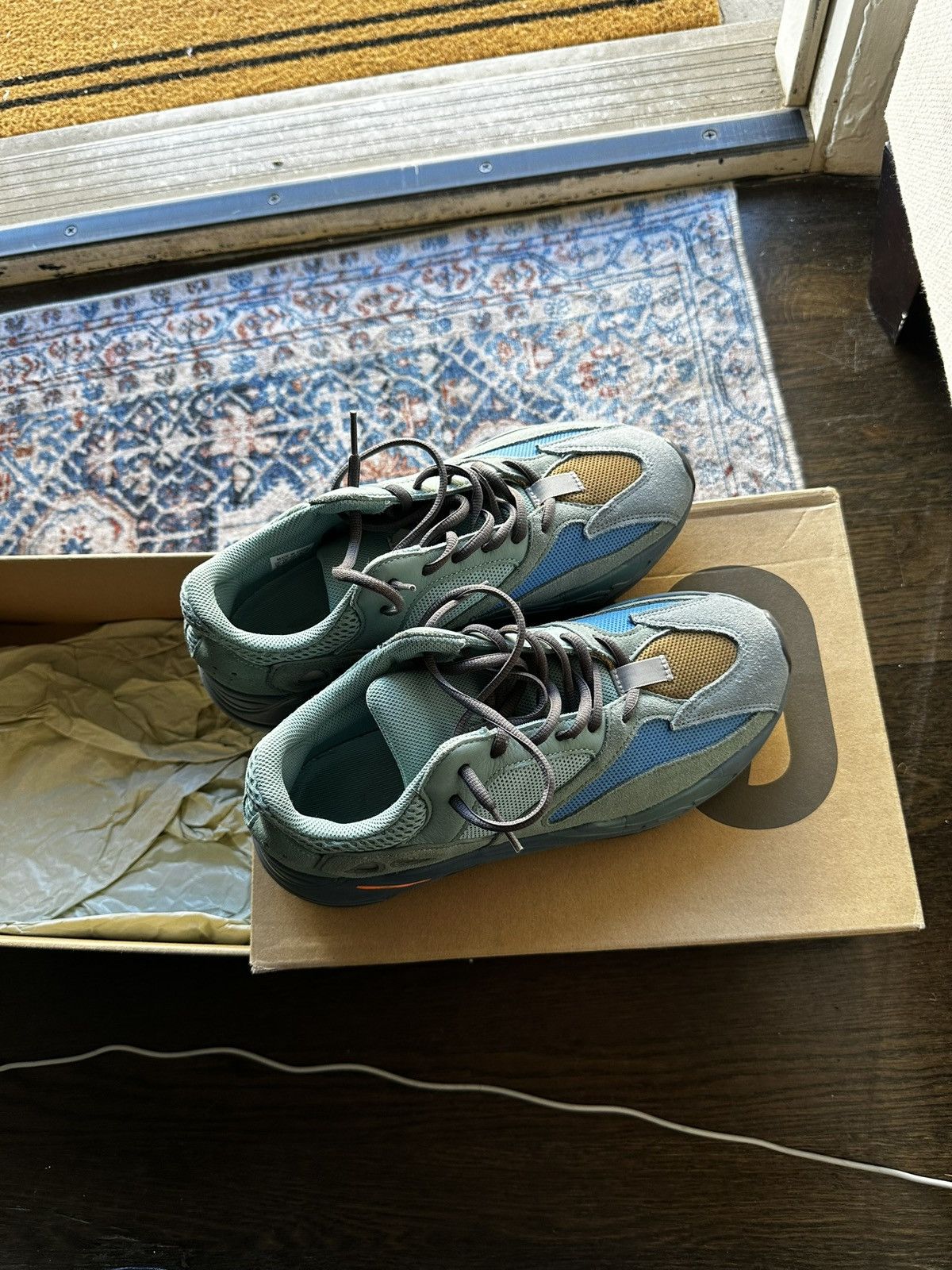 Adidas Yeezy boost 700 faded azure Size US 9 / EU 42 - 4 Thumbnail