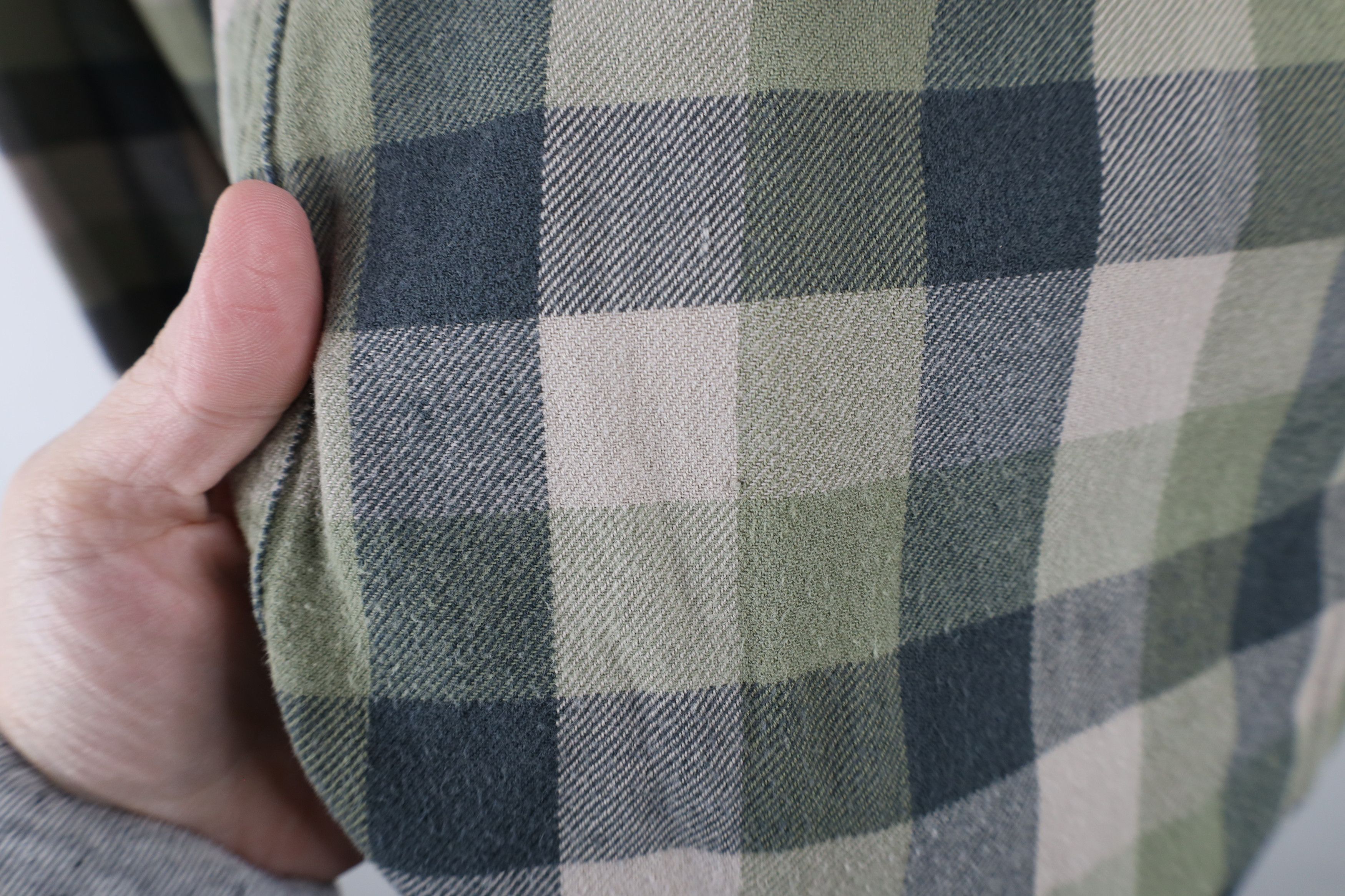 Vintage × Woolrich Woolen Mills Vintage Woolrich Flannel Collared Button Down Shirt Plaid Size US XL / EU 56 / 4 - 6 Thumbnail