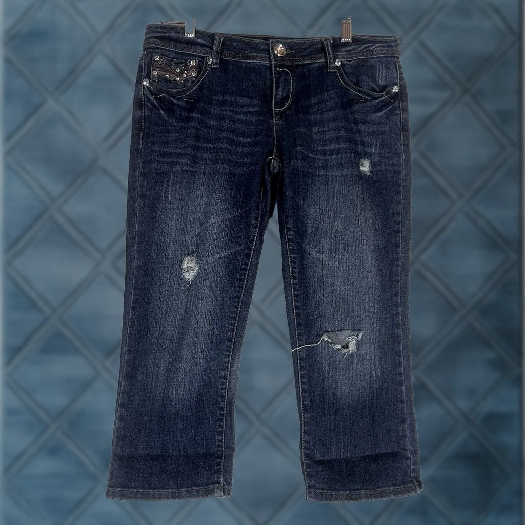 Grace in LA Grace In LA Jeans Capri Womens 29 Blue Denim Low Rise Bling Embroidered 5-Pocket Size 29" - 1 Thumbnail