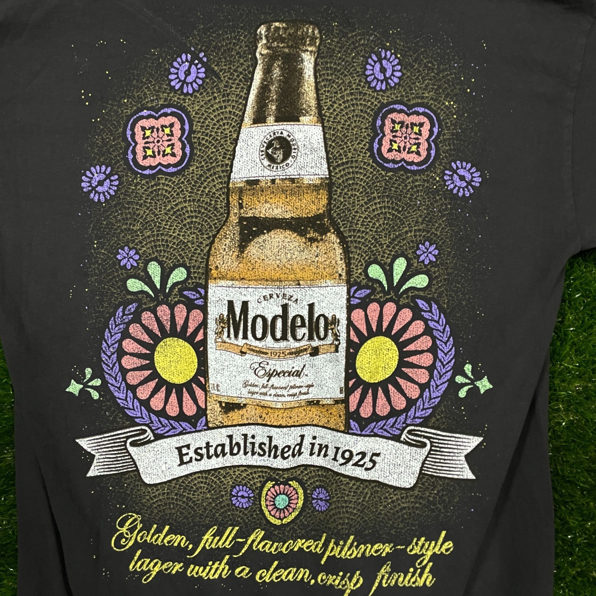 Ripple Junction Cerveza Modelo graphic T-shirt size M Size US M / EU 48-50 / 2 - 7 Thumbnail