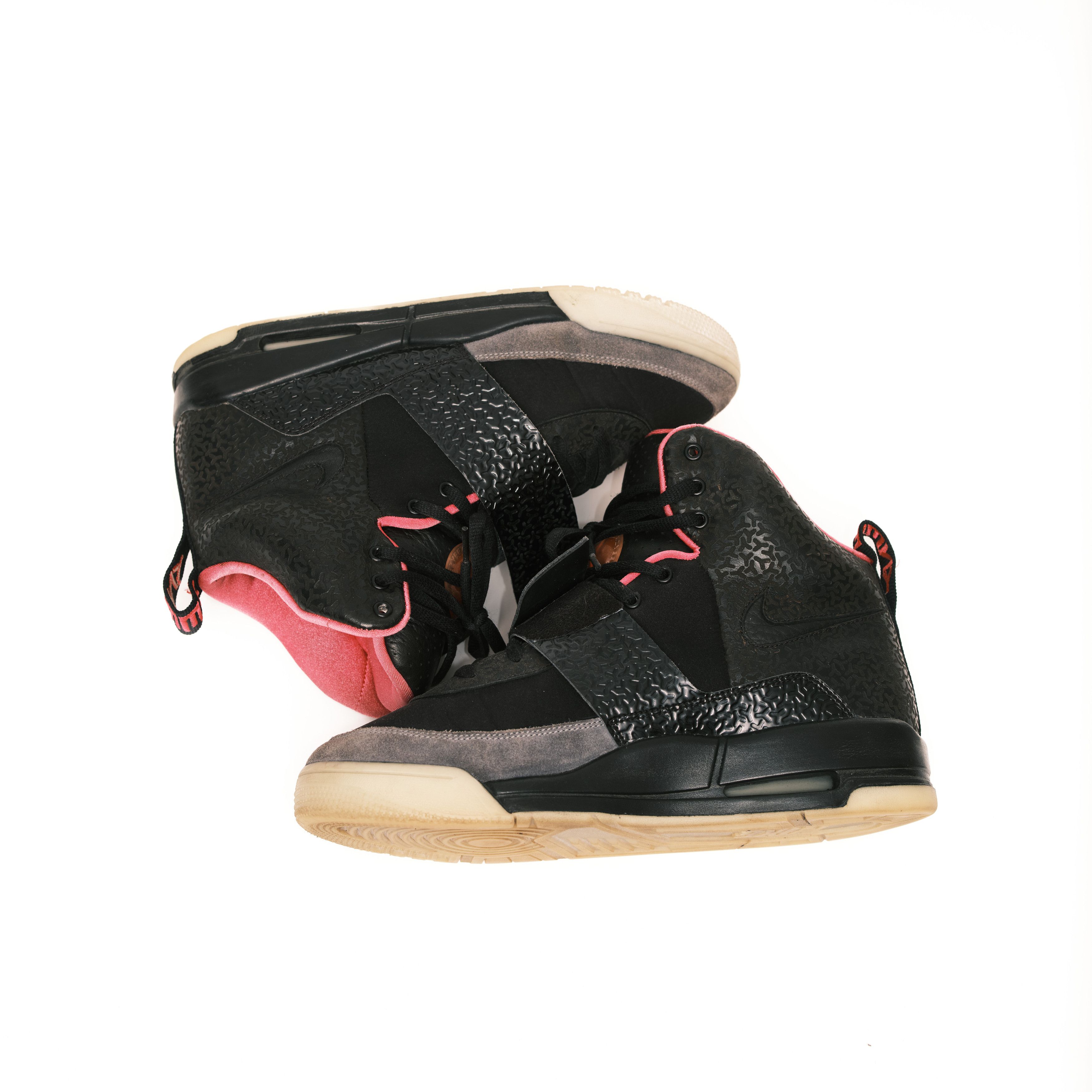 Kanye West Nike Air Yeezy 1 Blink Size 10.5 w/ Box Size US 10.5 / EU 43-44 - 9 Thumbnail