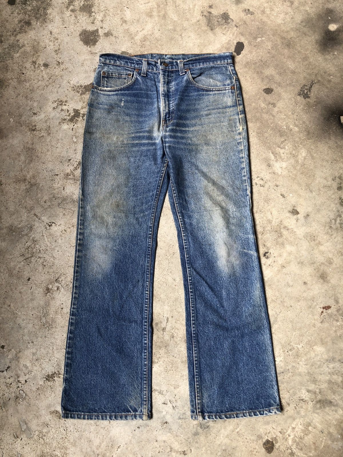 Vintage Levis 517 Bootcut Denim Jeans Cowboy Flared