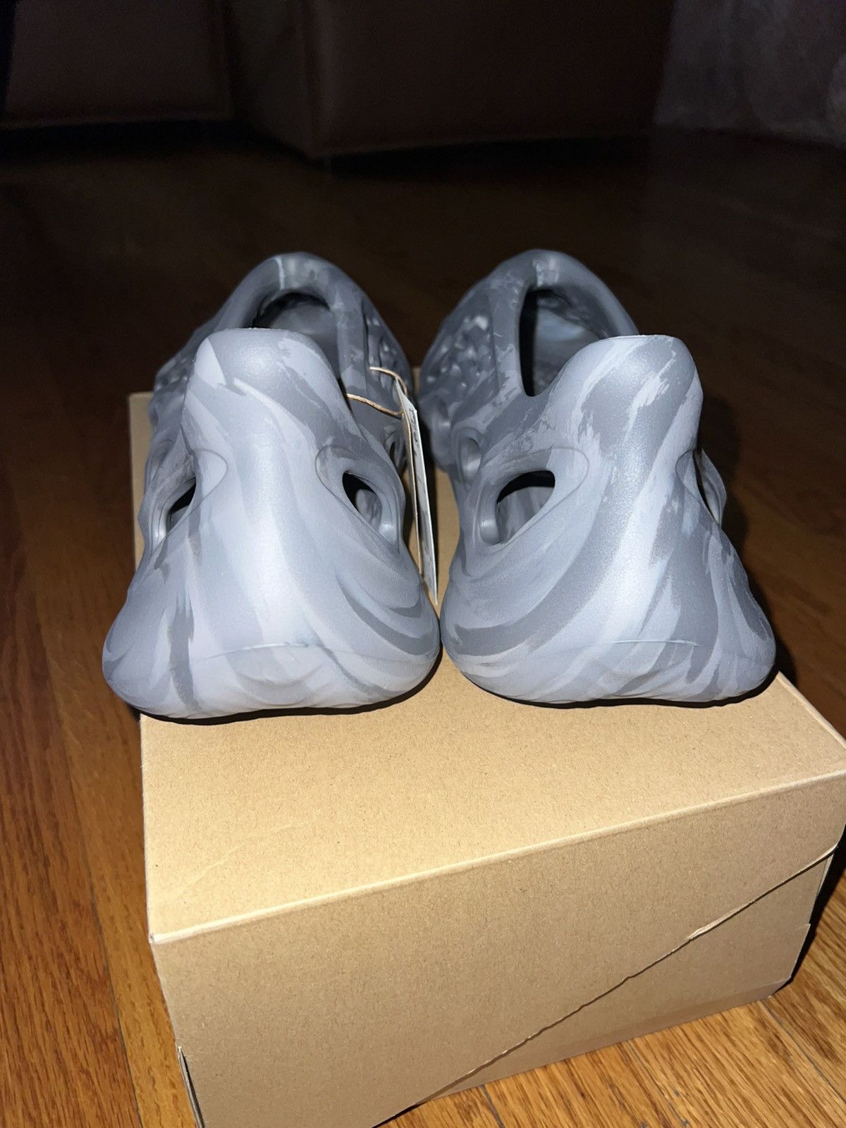 adidas Men’s Yeezy Foam RNR MX Granite Size 12 IE4931 Footwear