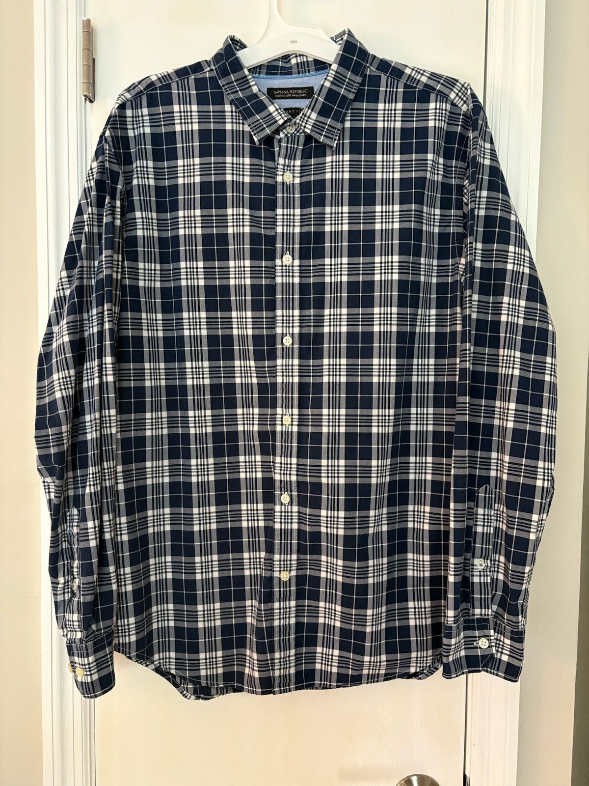 Banana Republic Banana Republic Grant Fit Blue & White Plaid Button-up – XL Size US XL / EU 56 / 4 - 4 Thumbnail