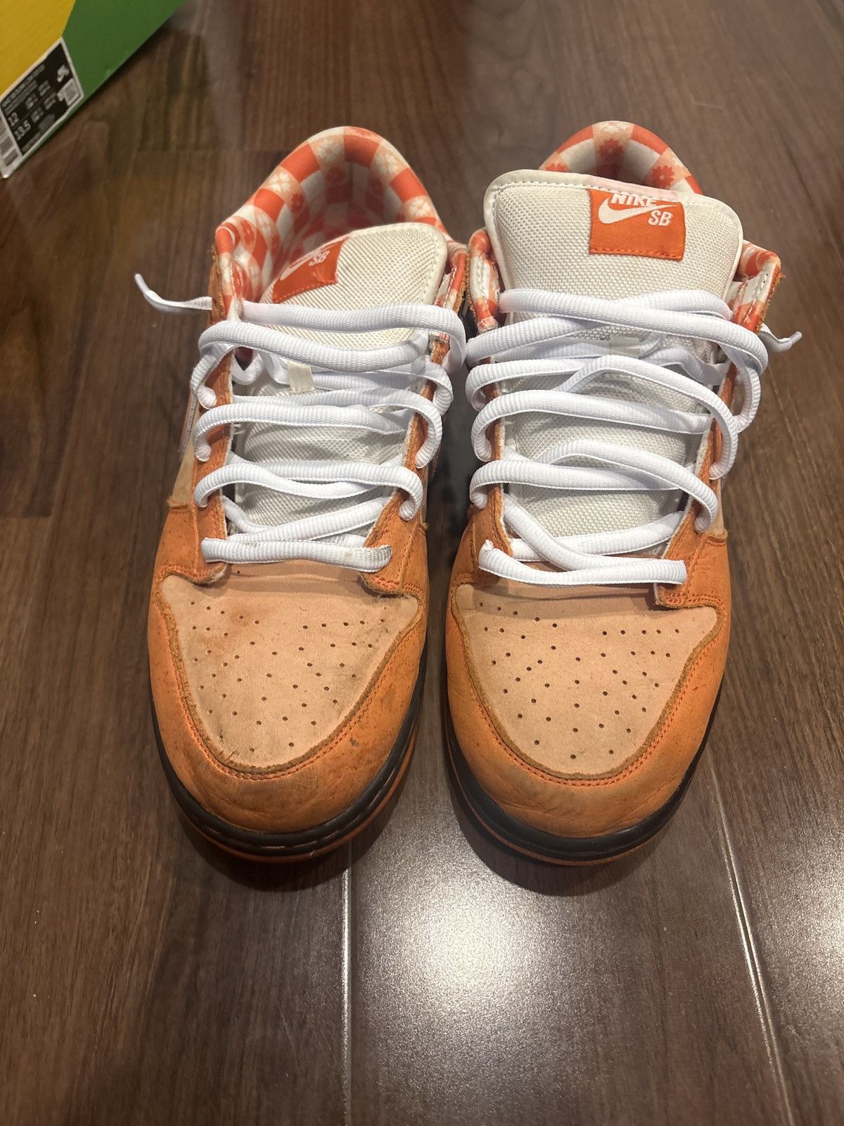 Nike SB Nike SB Dunk Low Size US 12 / EU 45 - 2 Thumbnail