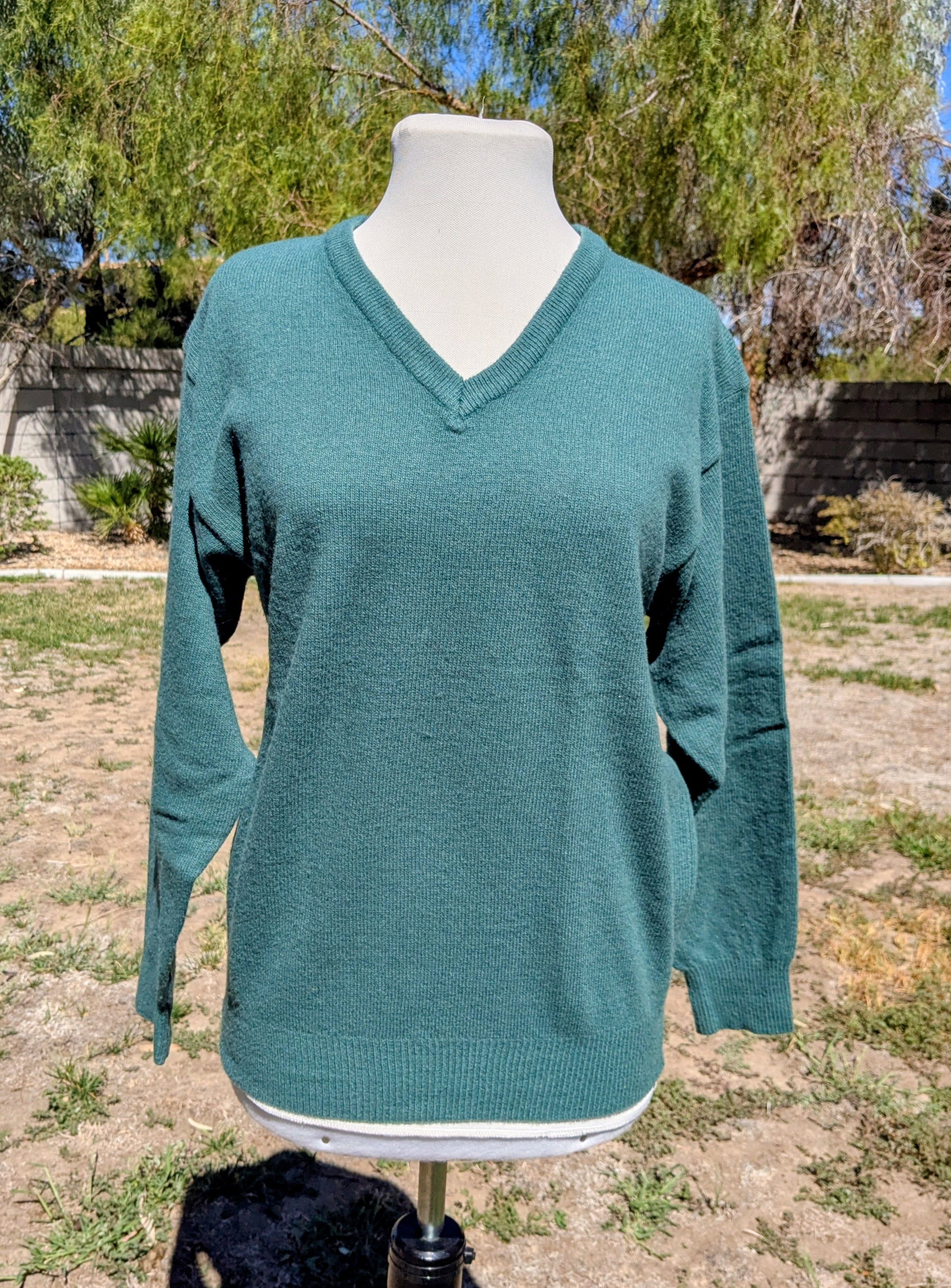 Other Giordano Lambswool Forest Green V-Neck Pullover Sweater Size US M / EU 48-50 / 2 - 1 Thumbnail