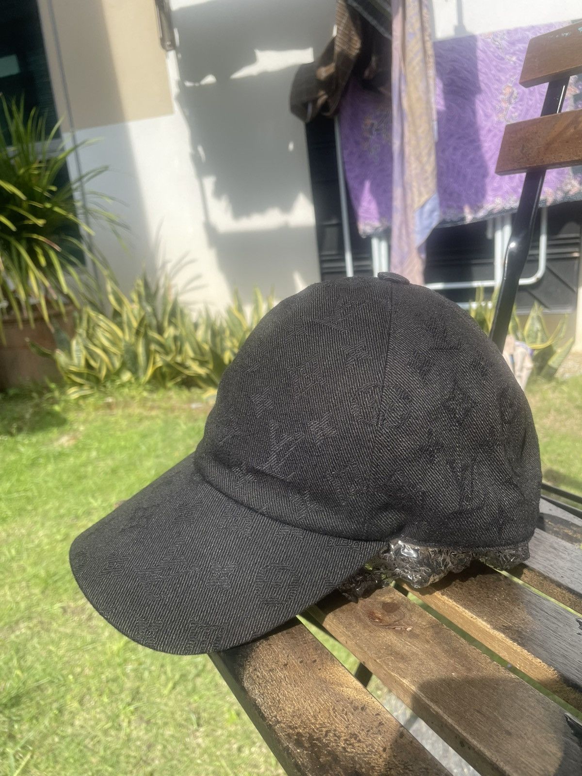Louis Vuitton Authentic LOUIS VUITTON baseball cap Size ONE SIZE - 1 Thumbnail