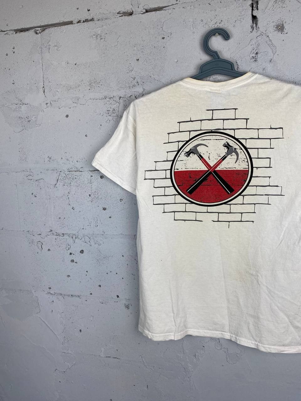 Band Tees × Pink Floyd × Vintage Pink Floyd Graphic T Shirt Roger Waters The Wall Live Size US L / EU 52-54 / 3 - 5 Thumbnail