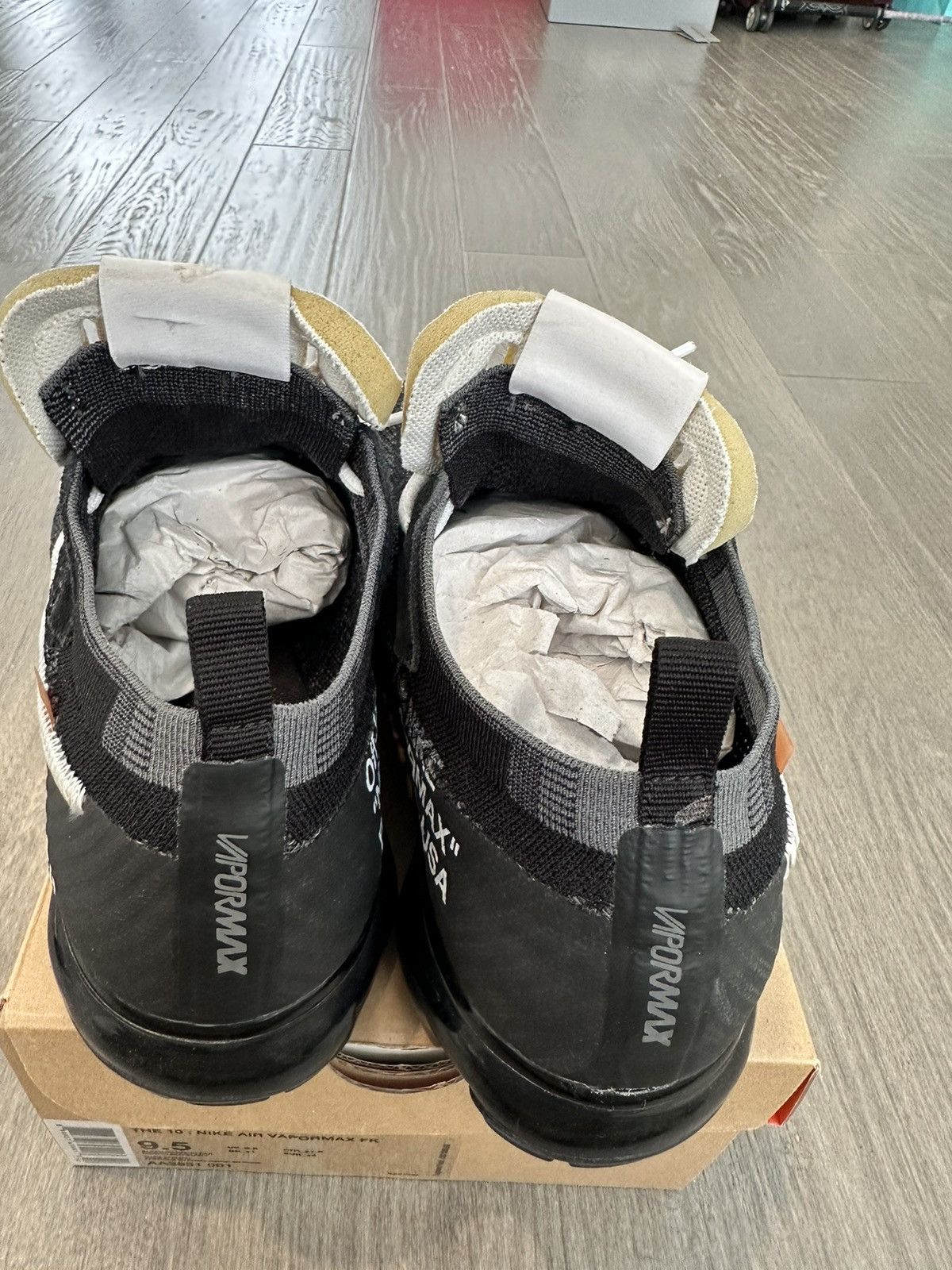 Nike × Off-White Nike X Air Vapormax the 10 Size US 9.5 / EU 42-43 - 4 Thumbnail