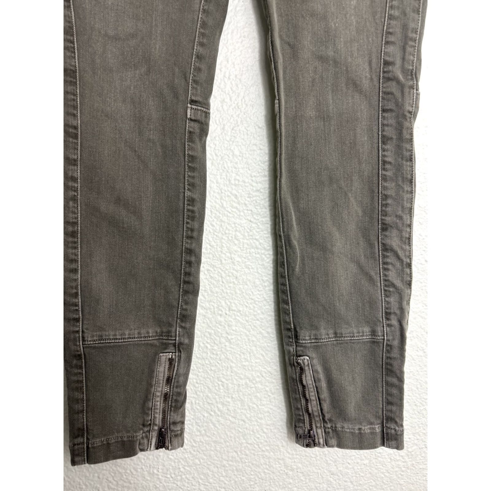 Lucky Brand Lucky Brand Women's Olive Green Brooke Skinny Moto Style Size 4 Jeans User: Lucky Brand Women's Olive Green Brooke Skinny Moto Style Size 4 Jeans Size 27" / US 4 / IT 40 - 2 Thumbnail