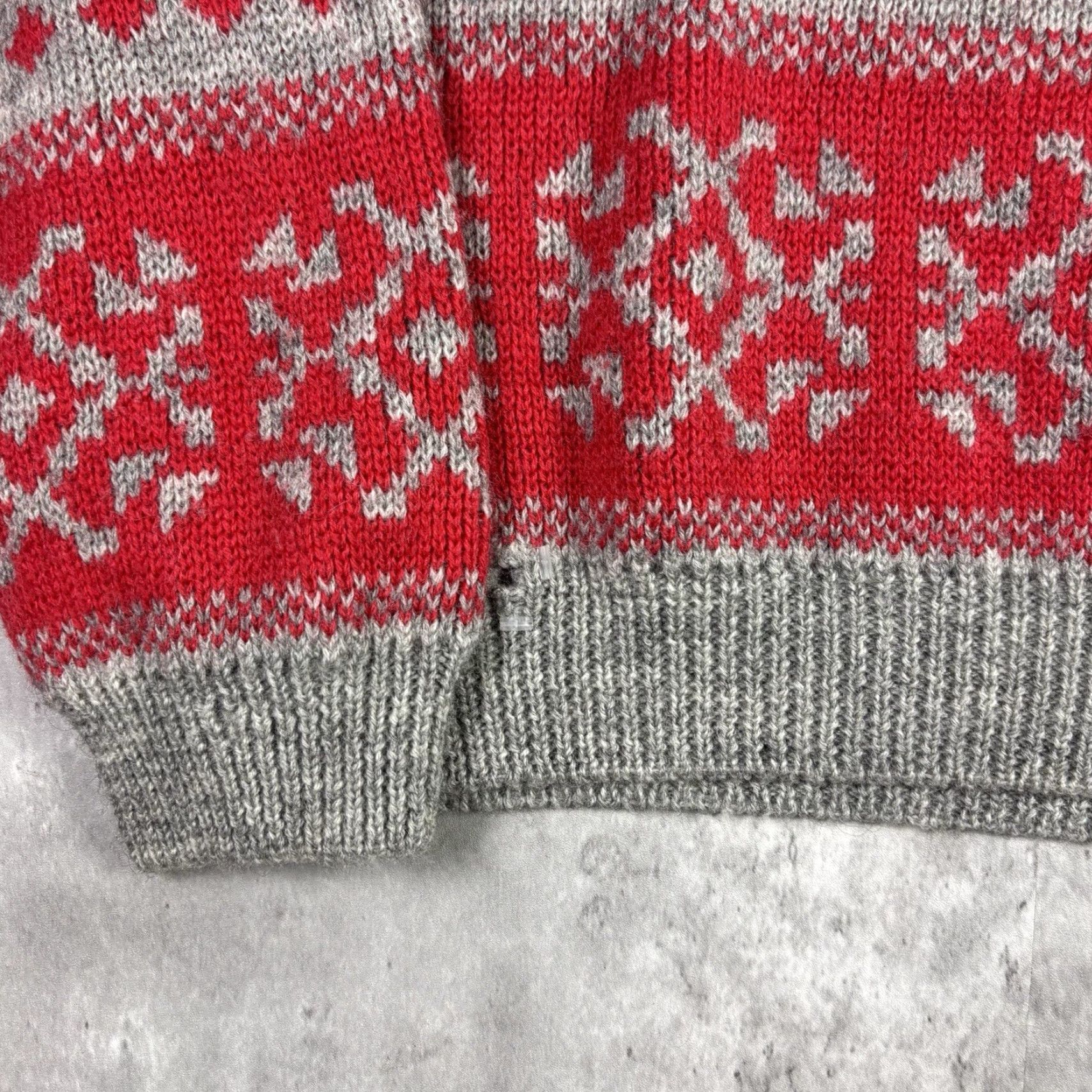 Evan Picone VINTAGE Evan Picone Knit Sweater Red Pullover Wool Snowflake Pattern Adults Large Size L / US 10 / IT 46 - 7 Thumbnail