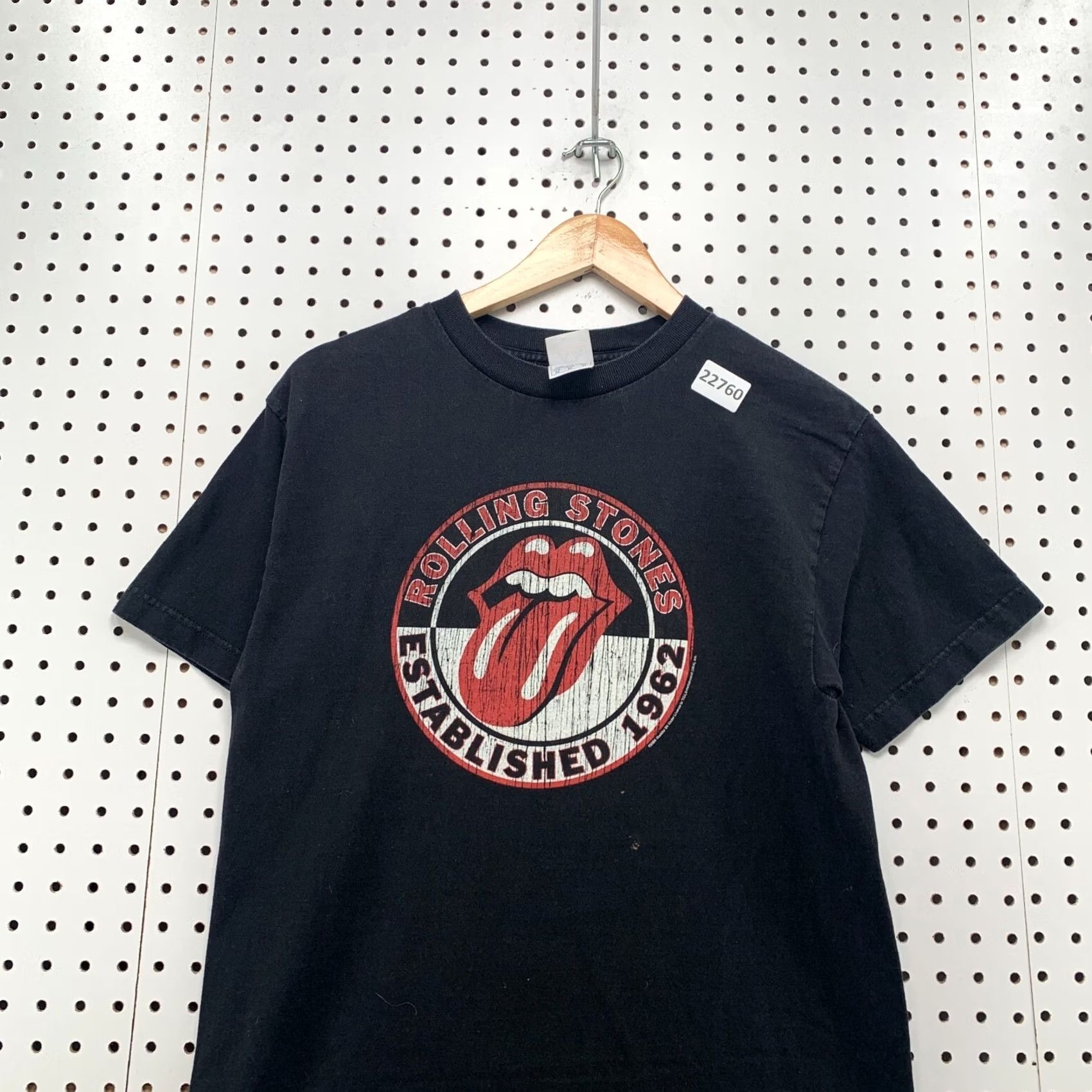 Vintage Rolling Stones Shirt Black Tongue Lips Graphic Adult Medium 19.5x27.5 Music Band Size US M / EU 48-50 / 2 - 5 Thumbnail
