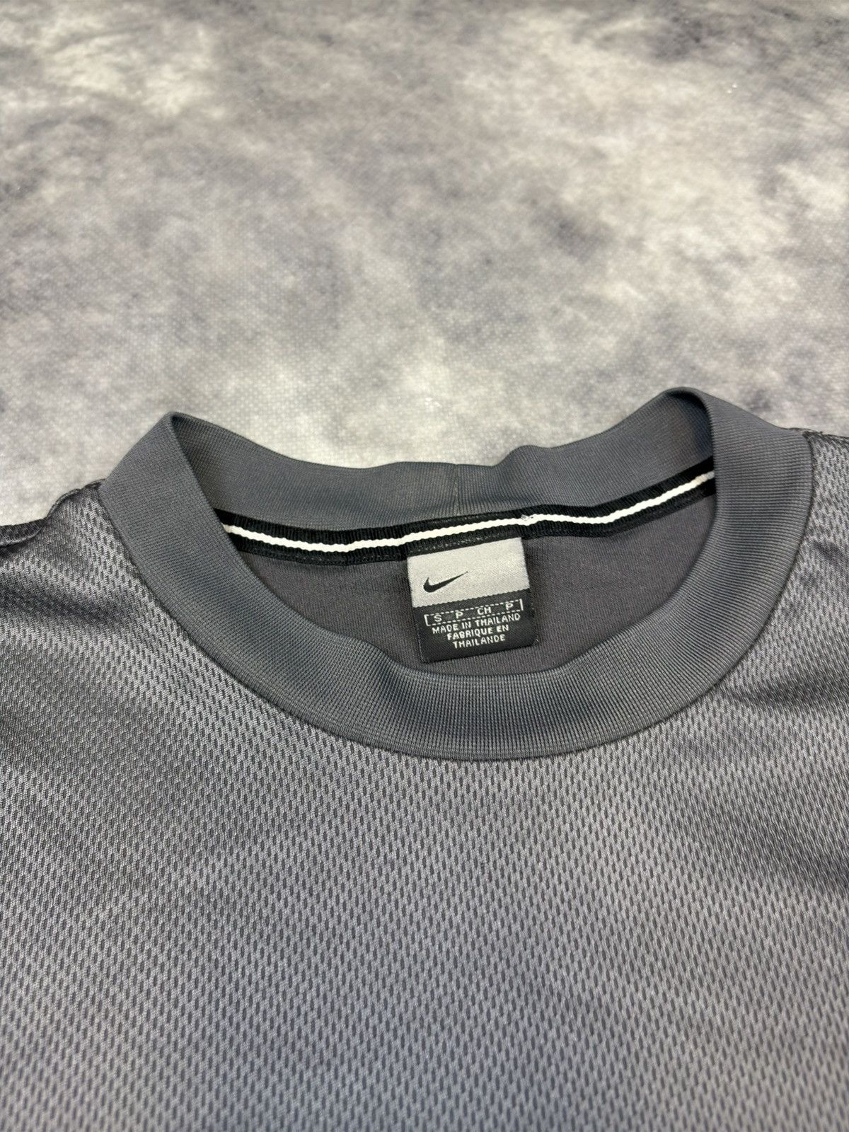 Japanese Brand Vintage Nike 90s y2k swoosh tshirt jersey gym thermal waffle Size US S / EU 44-46 / 1 - 2 Thumbnail