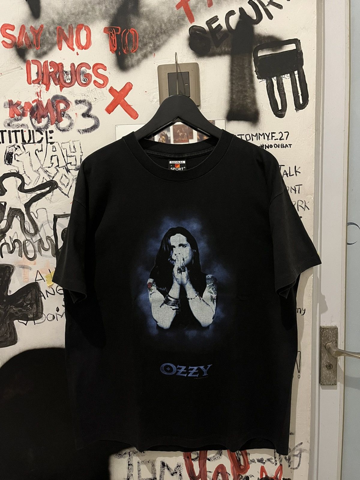 Vintage Vintage band tees ozzy osbourne 1995 Size US L / EU 52-54 / 3 - 1 Thumbnail
