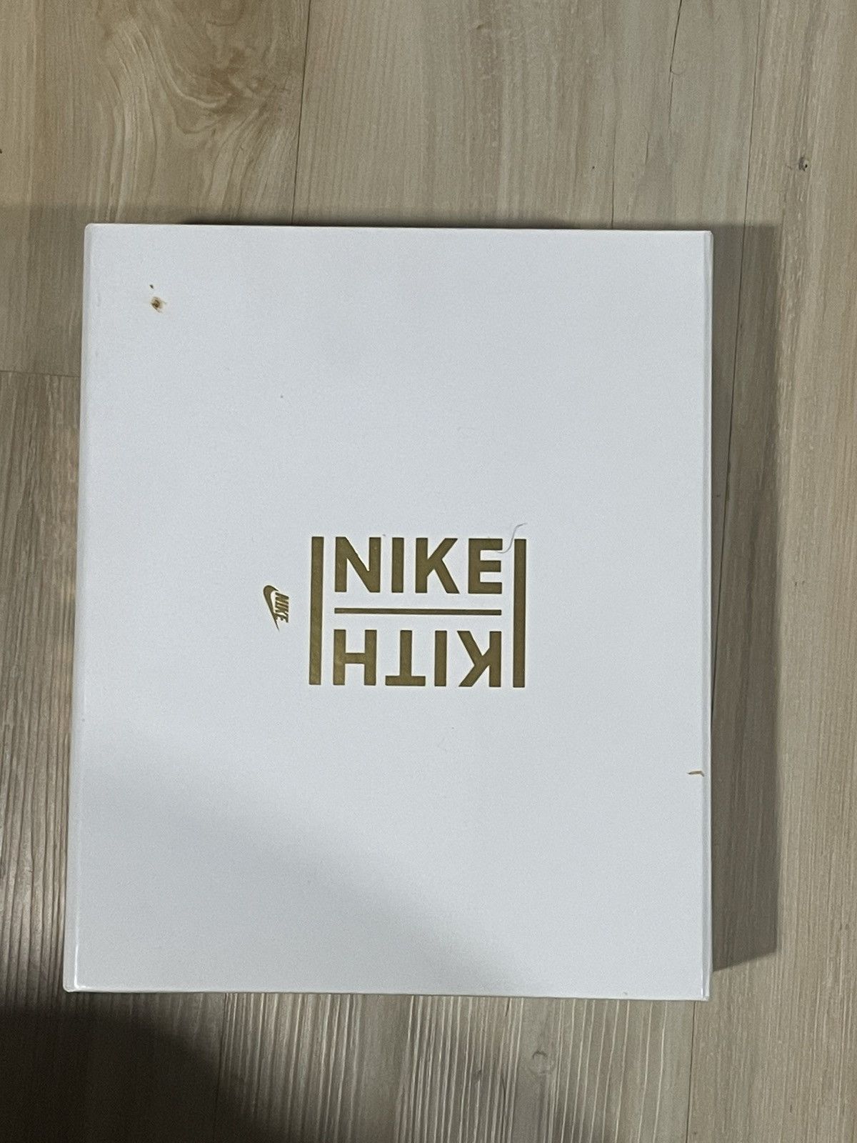 Kith × Nike Nike x Kith Gold Medal Pack Size US XL / EU 56 / 4 - 4 Thumbnail