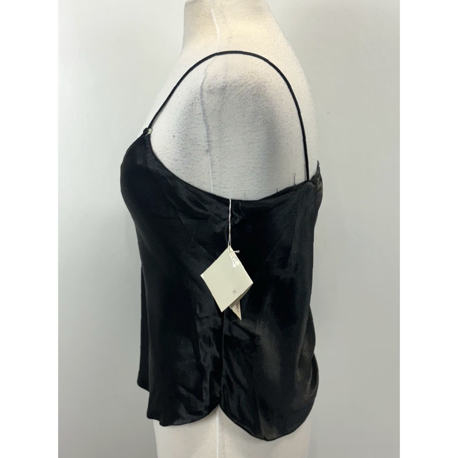 Lord & Taylor VINTAGE NEW! Lord & Taylor Satin Cami Tank Top Sz Medium Women’s Black Size M / US 6-8 / IT 42-44 - 2 Thumbnail