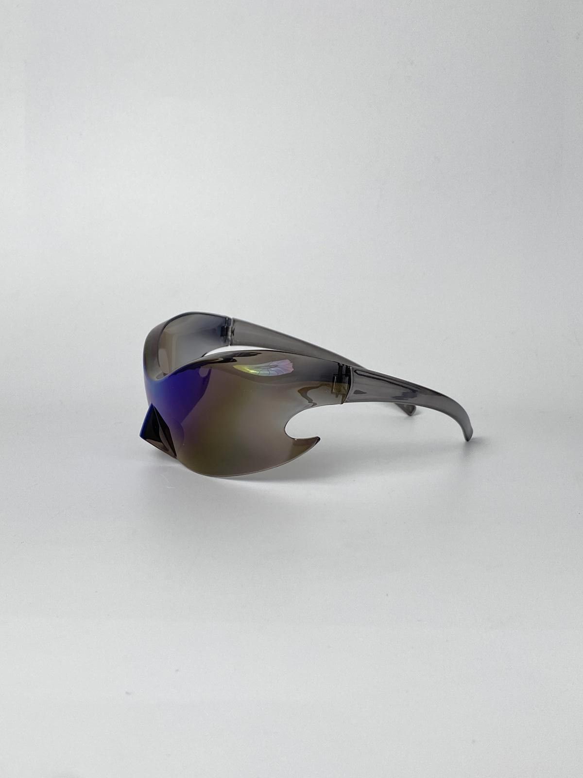 Japanese Brand Y2k Vtg Avant Garde Futuristic Sliver Sunglasses Unisex OS Size ONE SIZE - 7 Thumbnail