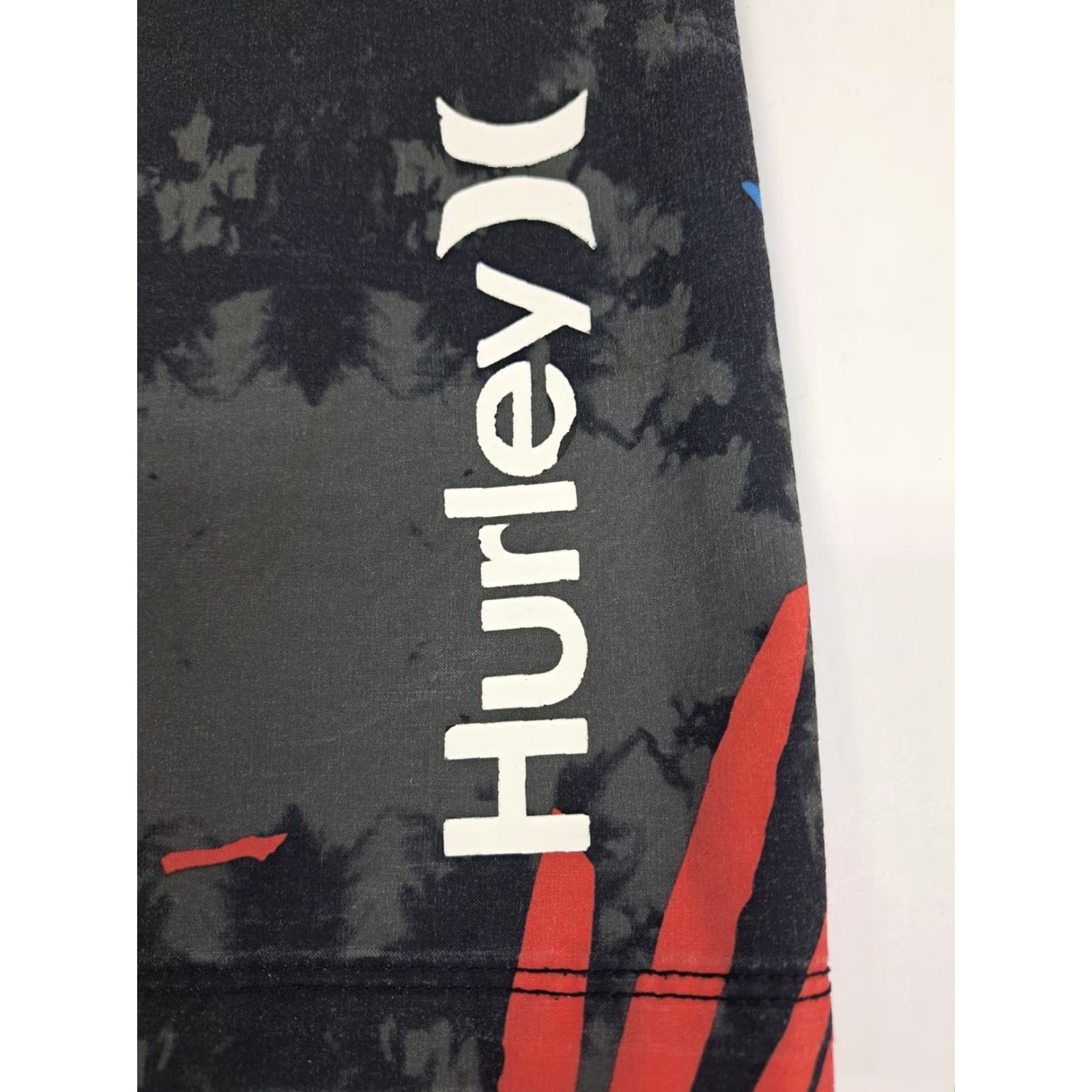 Hurley Hurley Board Shorts Mens 31 Multicolor Floral Surfer Beach 100% Polyester Drawstring Bottom Logo Men Size US 31 - 4 Thumbnail