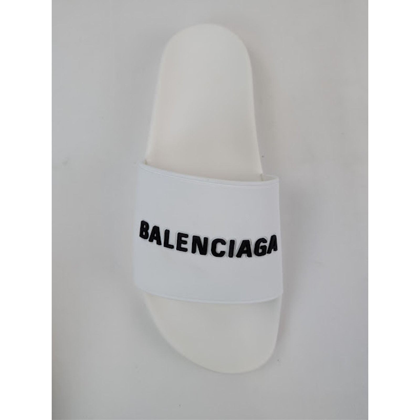 Balenciaga o1rshd1 Q:2 / Rubber Logo Pool Slide Sandals White / Black Size US 14 / EU 47 - 15 Thumbnail