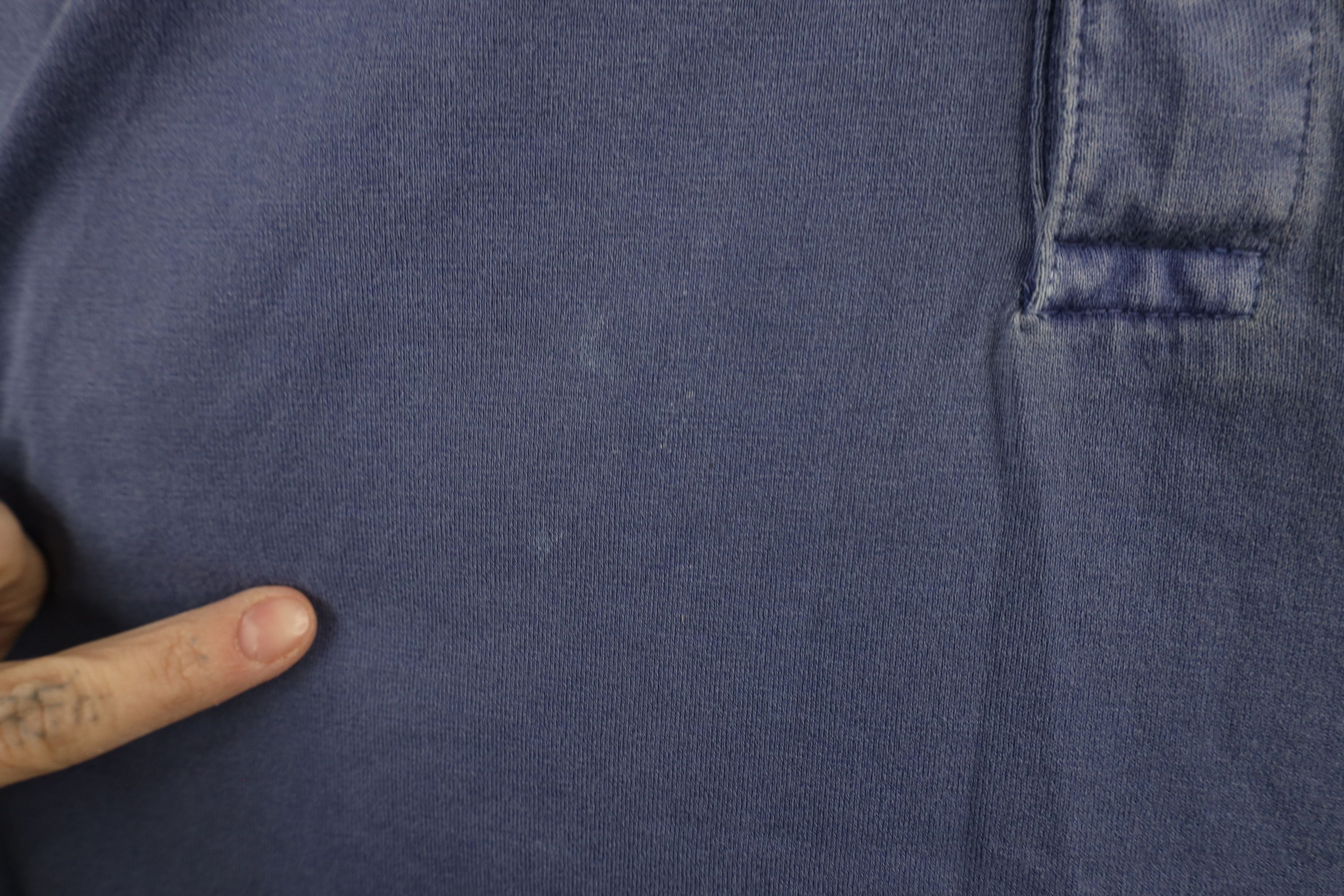 Eddie Bauer × Vintage Vintage 90s Eddie Bauer Blank Stonewash Henley T-Shirt Blue Size US S / EU 44-46 / 1 - 5 Thumbnail