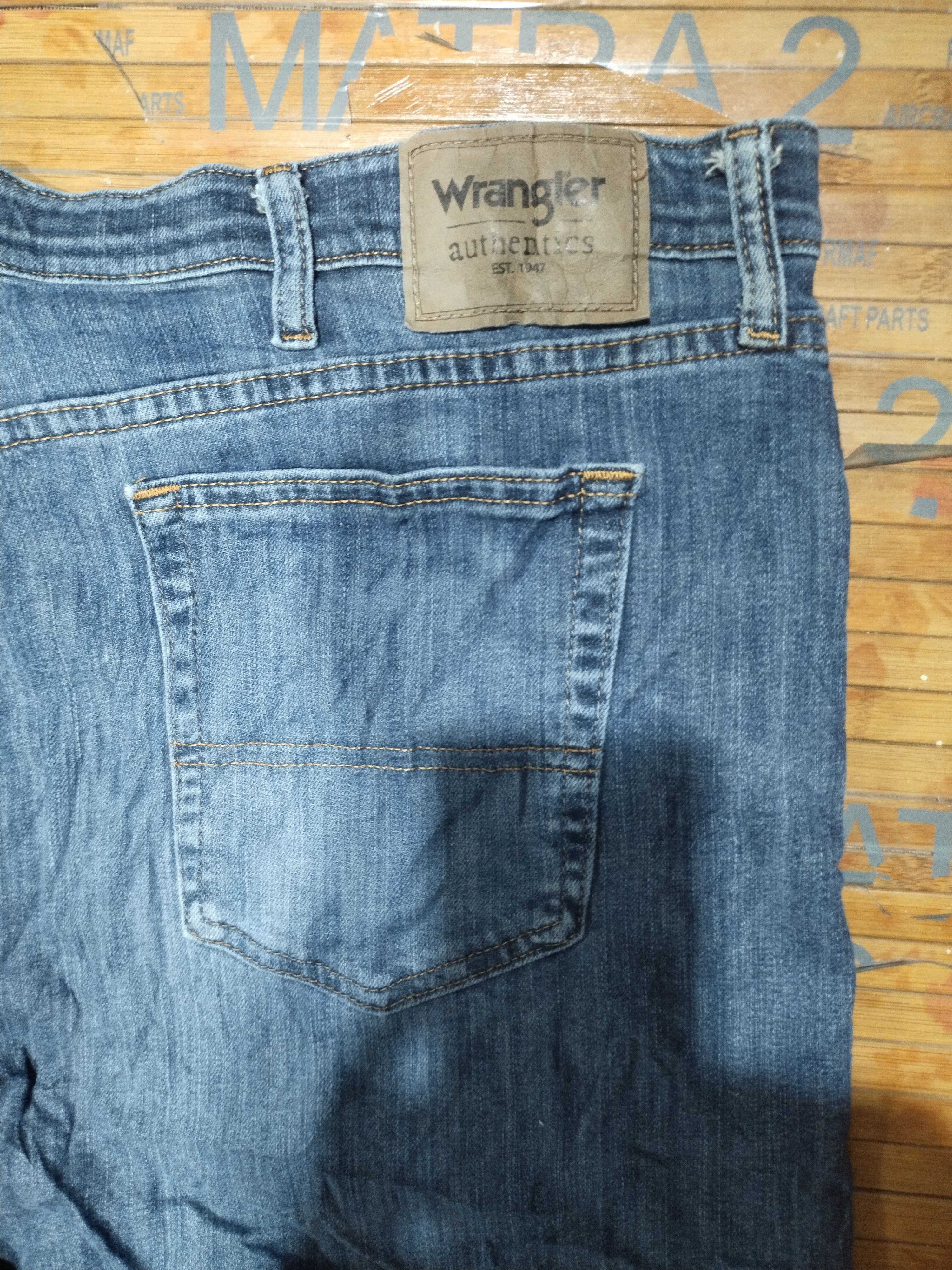 Vintage × Wrangler Jeans Wrangler authentics Est 1947 "Stretch" Sz 42" Size US 42 / EU 58 - 9 Thumbnail