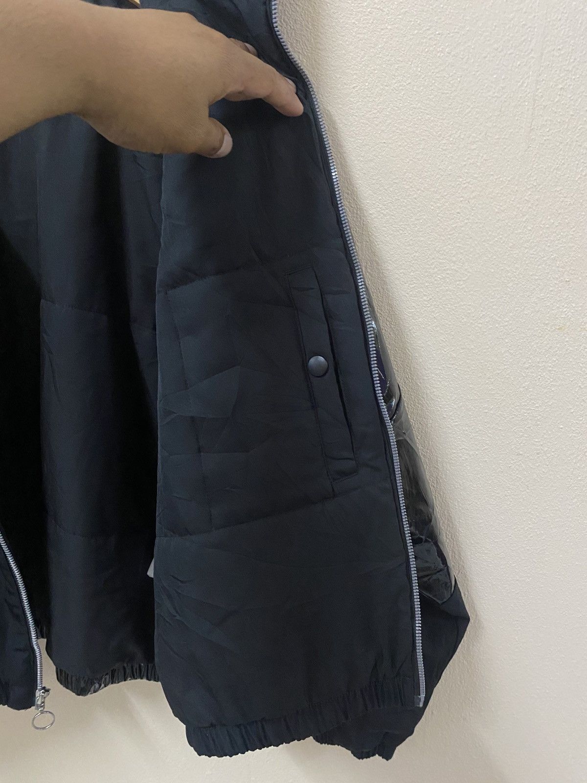 Nike Nike Black Puffer Jacket Glossy Panel Nylon Size S / US 4 / IT 40 - 9 Thumbnail