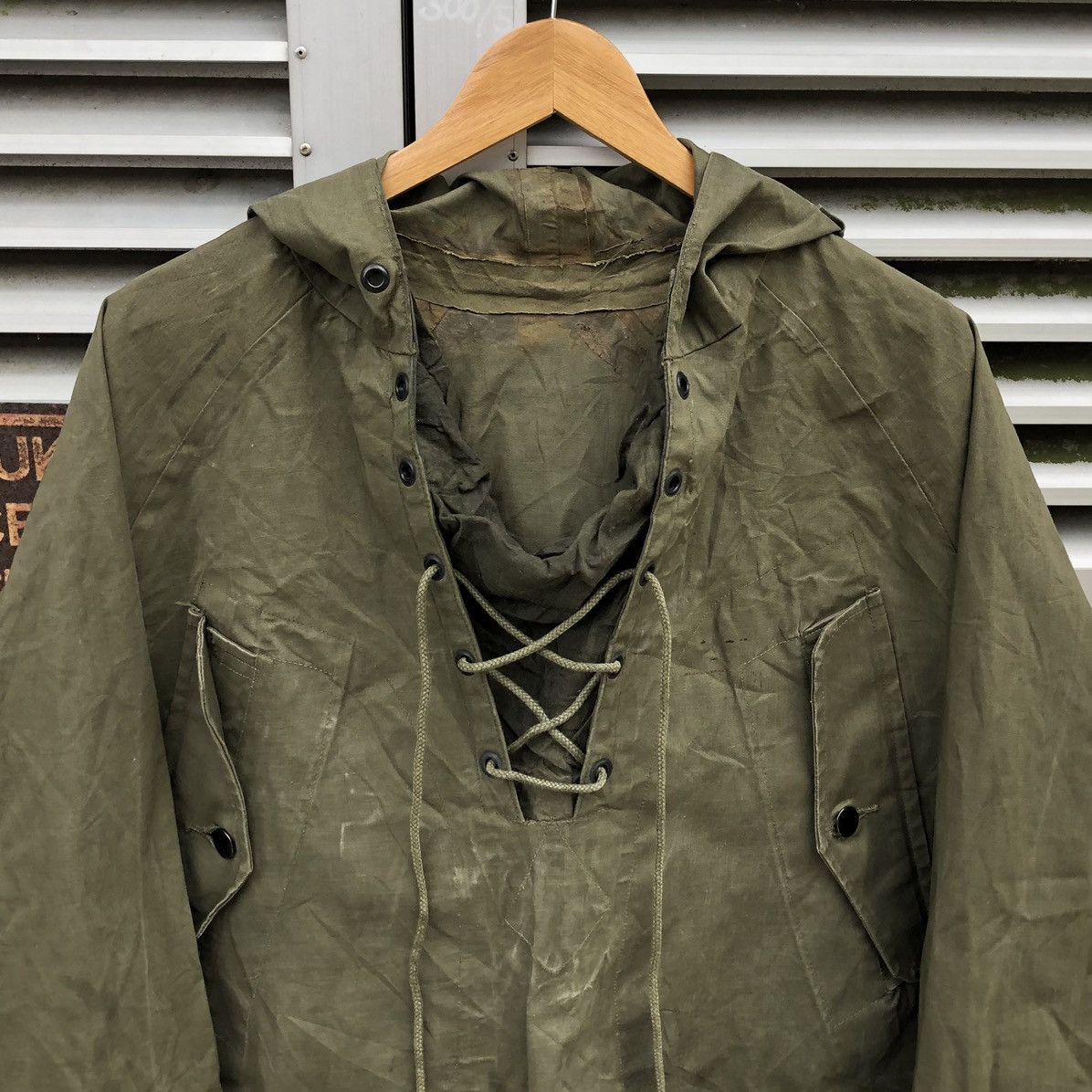 Vintage VTG USArmy Vietnam Era Wet Weather Thrashed Distressed Parka Size US M / EU 48-50 / 2 - 3 Thumbnail