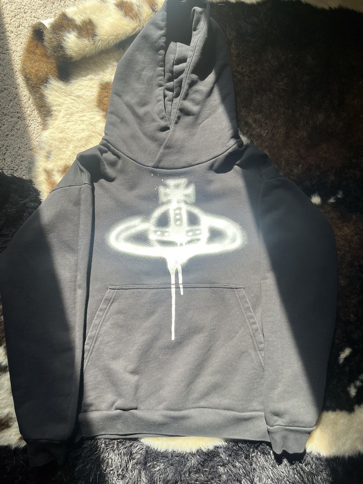 トップス Vivienne Westwood Hoodie Cut Sew Vivienne Westwood Tan & Black Zip Up Hoodie Size S – Urban
