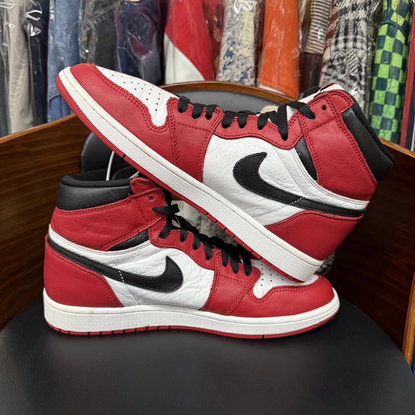 Nike Air Jordan 1 Yin-Yang Black Red Chicago 44.5 MINT Size US 11.5 / EU 44-45 - 7 Thumbnail