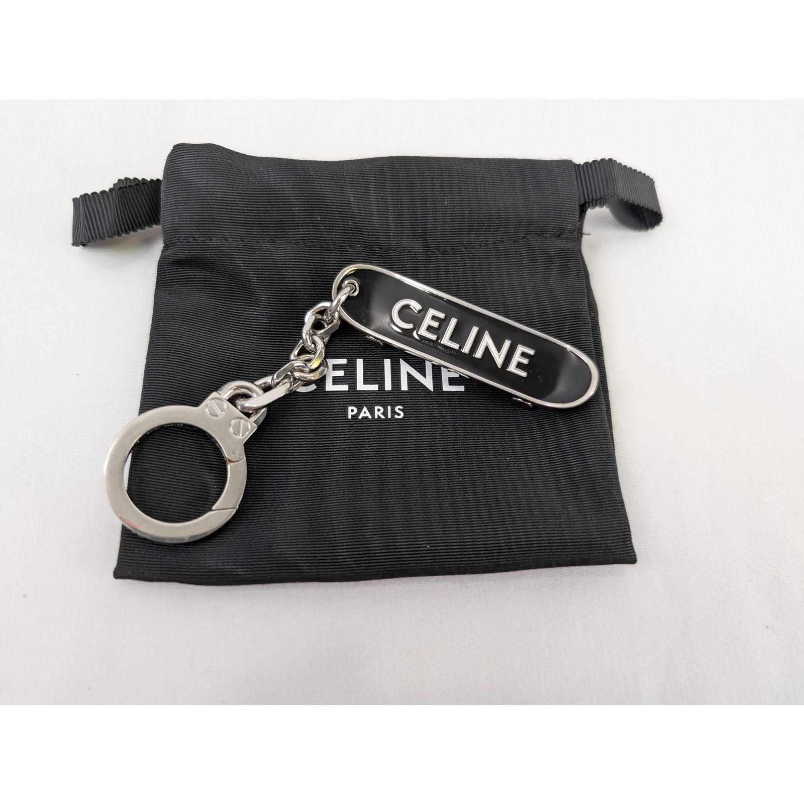 Celine o1rshd1 Q:3 / Size: OS / Skate Key Chain in Black Size ONE SIZE - 8 Thumbnail