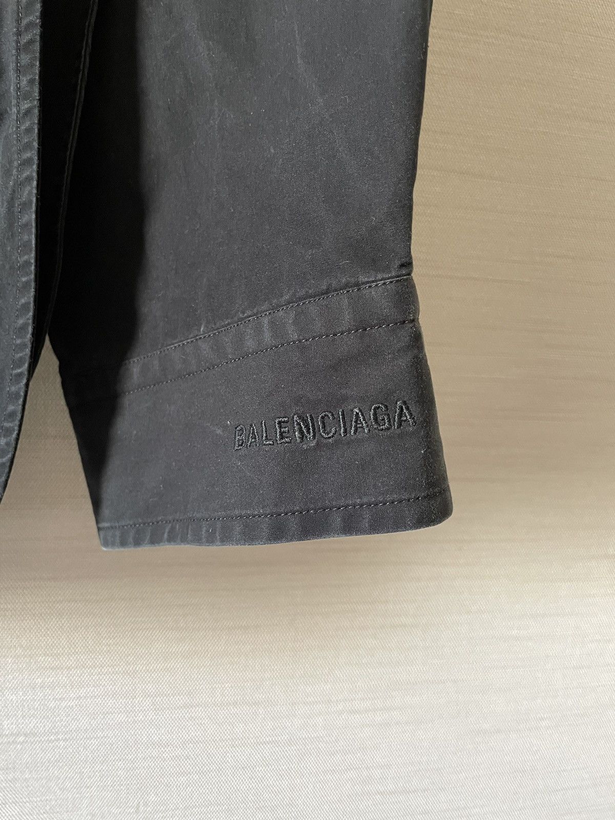 Balenciaga Balenciaga Cacoon Swings Button Down Shirt Black SS17 Size US M / EU 48-50 / 2 - 5 Thumbnail