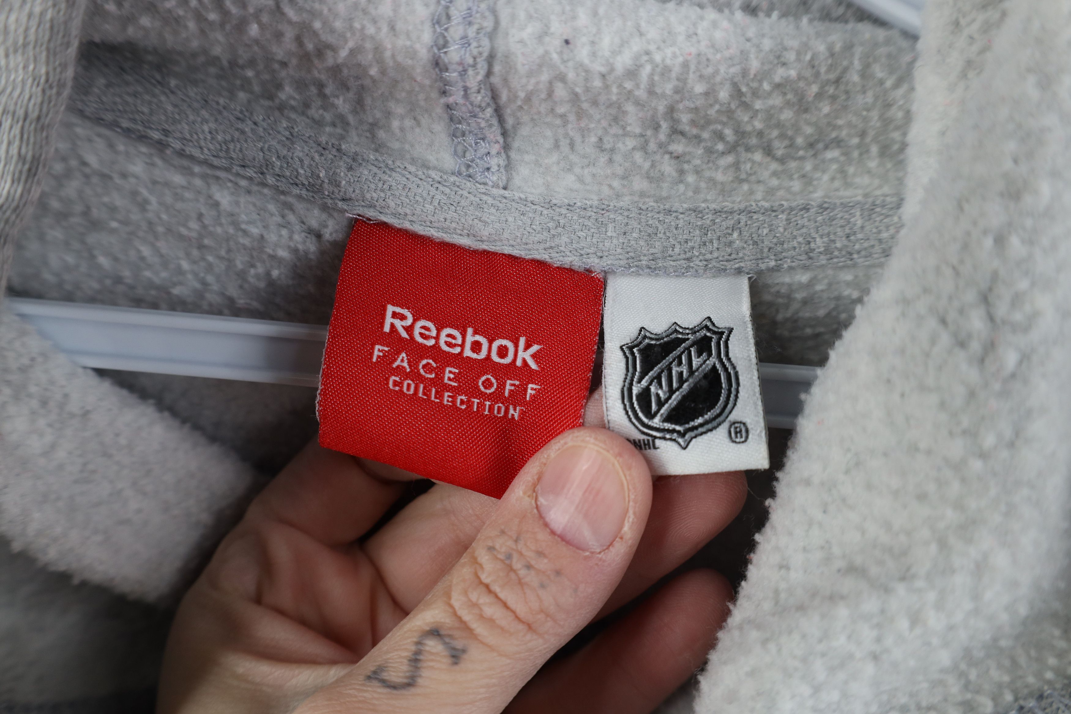 Reebok Vintage Reebok Detroit Red Wings Hockey Hoodie Sweatshirt Size US L / EU 52-54 / 3 - 11 Thumbnail