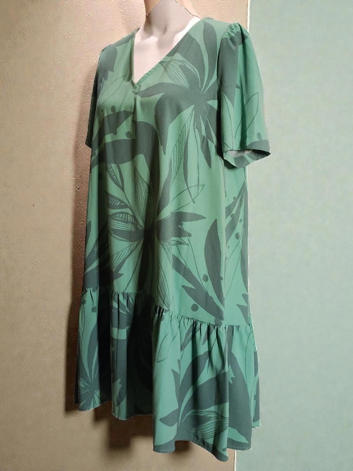 Other Medium Size Green Floral Print Tunic Dress By a new day Size M / US 6-8 / IT 42-44 - 4 Thumbnail