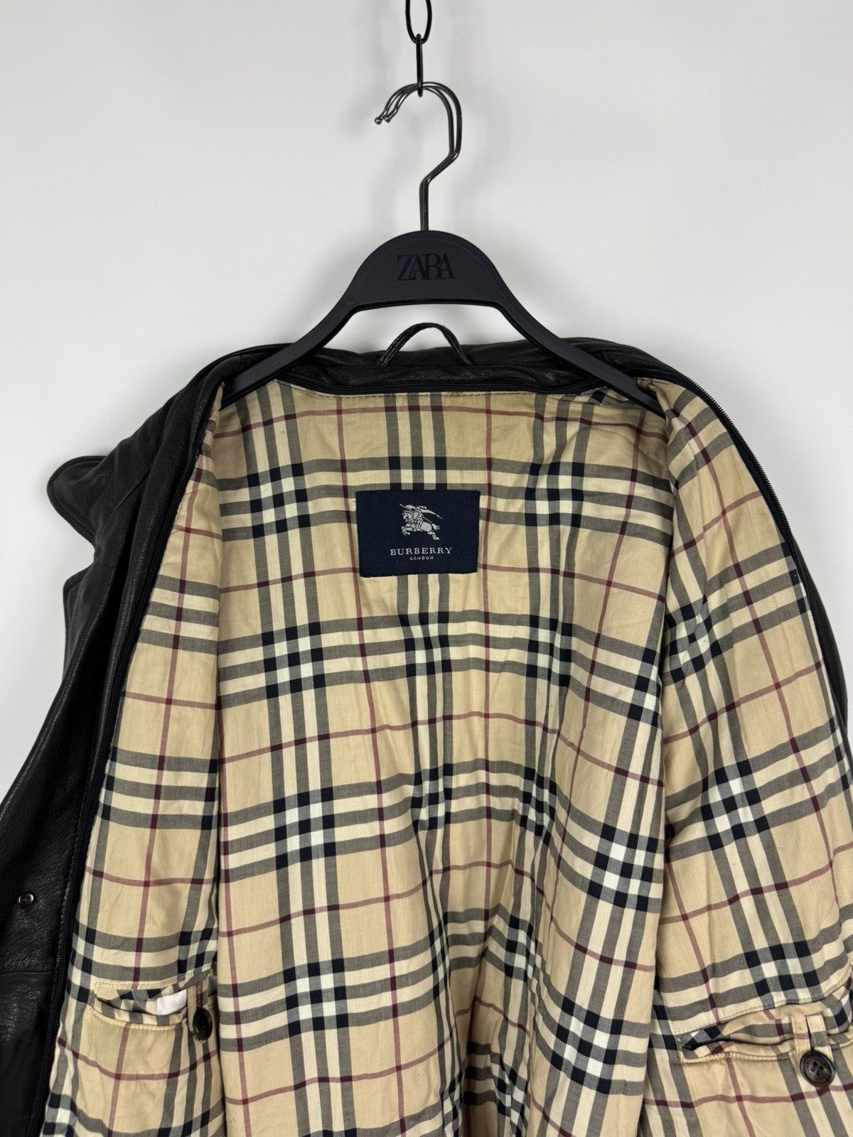 Burberry Vintage Distressed Burberry London Leather Coat Brown Jacket Size US L / EU 52-54 / 3 - 23 Thumbnail