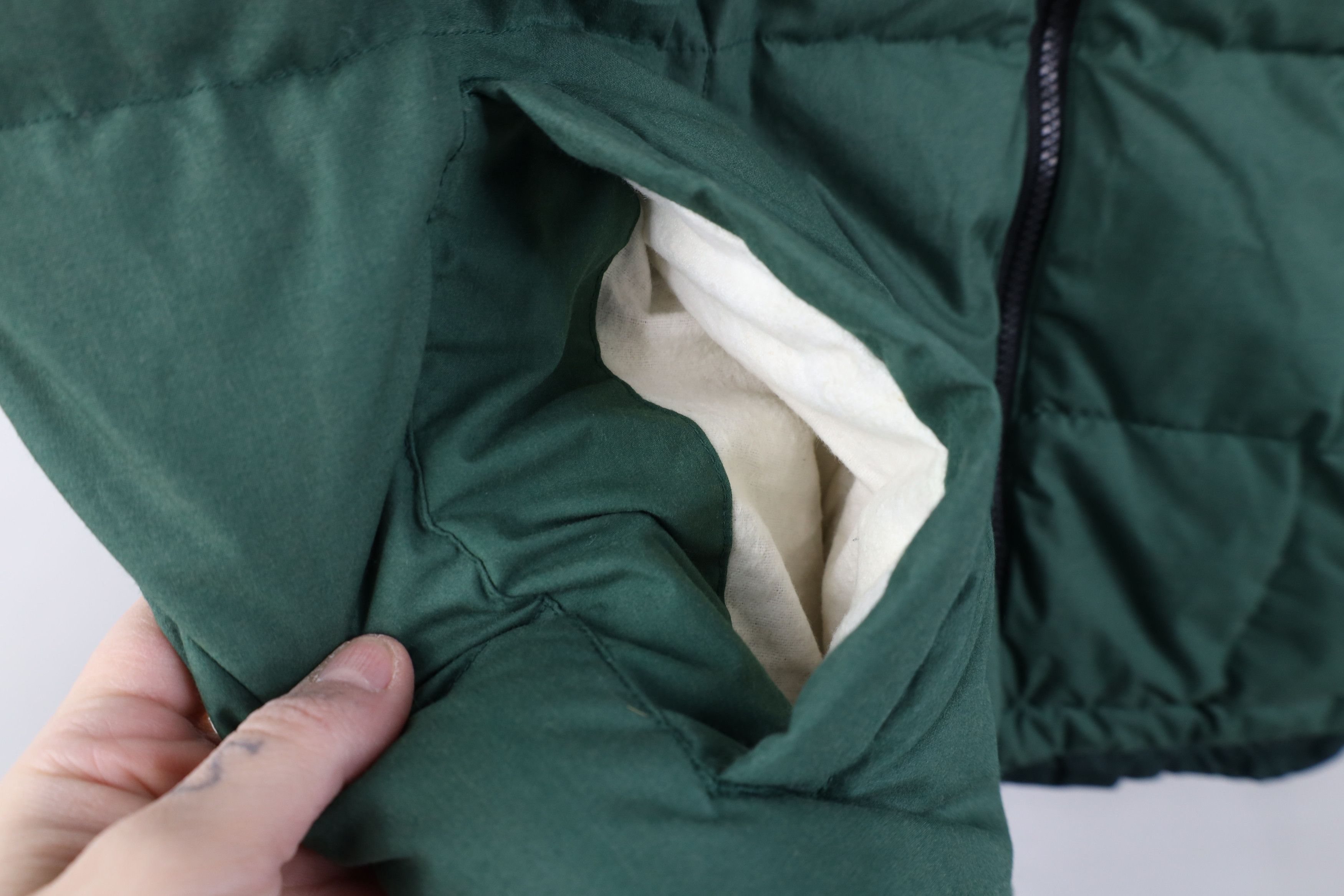 Vintage Vintage 90s Streetwear Duck Down Puffer Vest Jacket Green Size US M / EU 48-50 / 2 - 7 Thumbnail