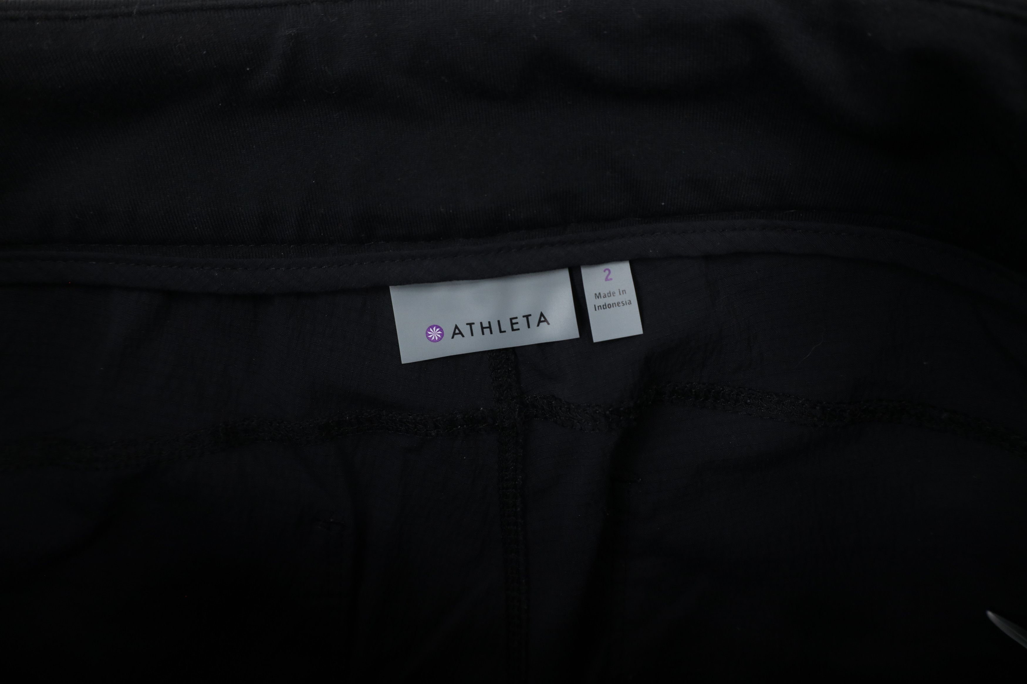 Athleta × Vintage Athleta Trekkie 2.0 Cuffed Joggers Jogger Pants Black Size 26" / US 2 / IT 38 - 6 Thumbnail