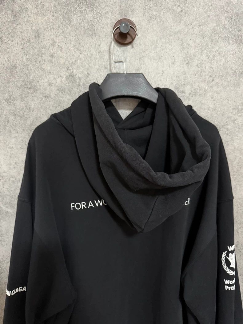 Balenciaga Balenciaga WFP Food Alphabet Hoodie Black Size US M / EU 48-50 / 2 - 6 Thumbnail
